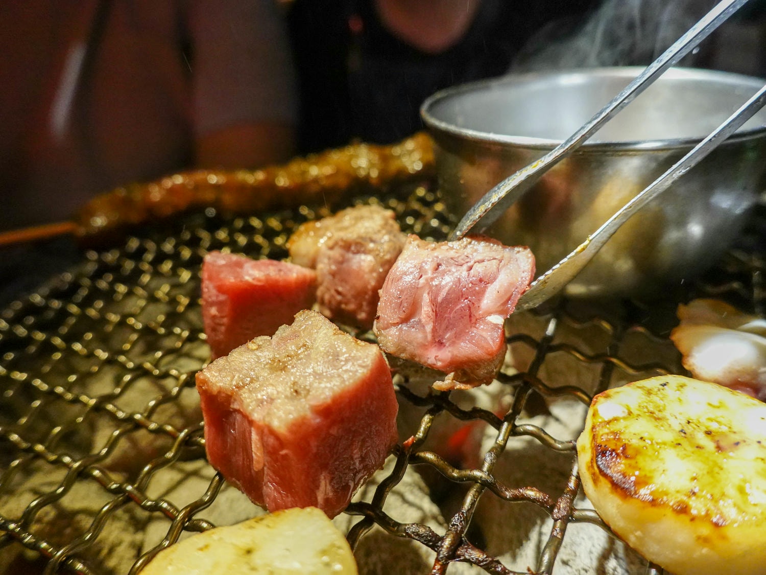 新北|名炙炭火燒肉》新北三重燒烤吃到飽推薦!頂級燒肉食材,炭火直烤!還有火鍋以及啤酒暢飲,近三和國中捷運站,交通方便聚餐就來這! - 第44張圖