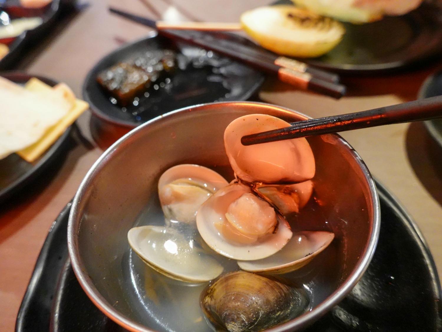新北|名炙炭火燒肉》新北三重燒烤吃到飽推薦!頂級燒肉食材,炭火直烤!還有火鍋以及啤酒暢飲,近三和國中捷運站,交通方便聚餐就來這! - 第71張圖