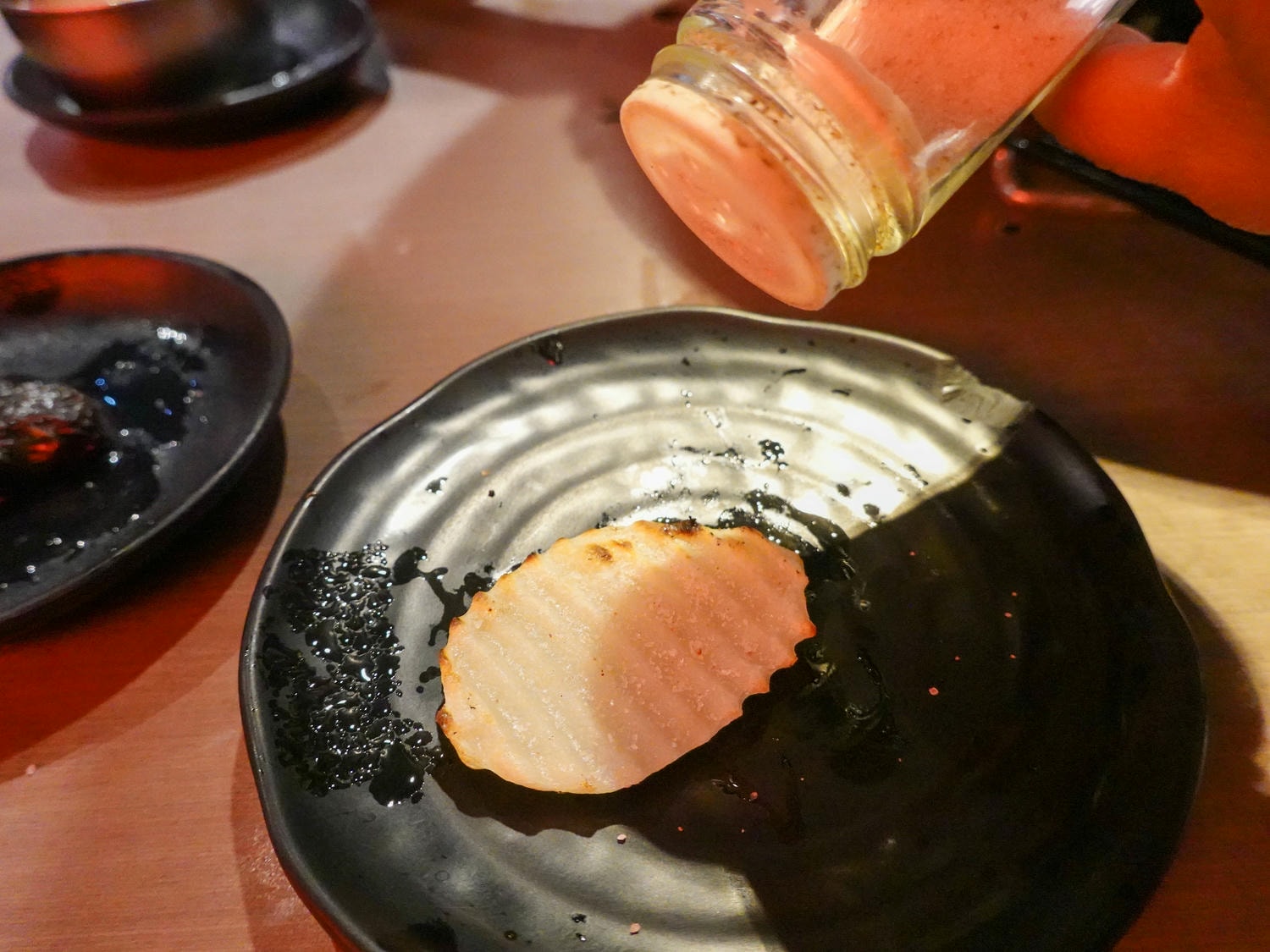 新北|名炙炭火燒肉》新北三重燒烤吃到飽推薦!頂級燒肉食材,炭火直烤!還有火鍋以及啤酒暢飲,近三和國中捷運站,交通方便聚餐就來這! - 第76張圖