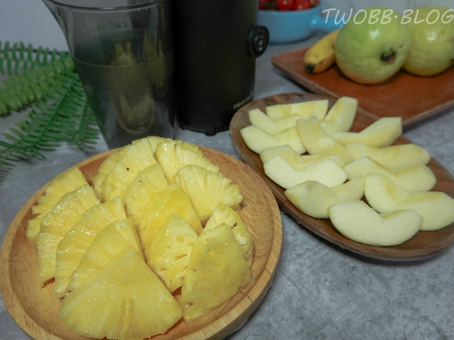 好物分享|美國富及第frigidaire- Healthy Drinks 慢磨蔬果原汁機(FKJ-S1301L 質感黑)》食物調理機推薦!低速研磨50-80轉養分不流失,體積小巧好收納,簡單使用,一機多用,還有豆漿機功能輕鬆製作天然食材。 - 第22張圖
