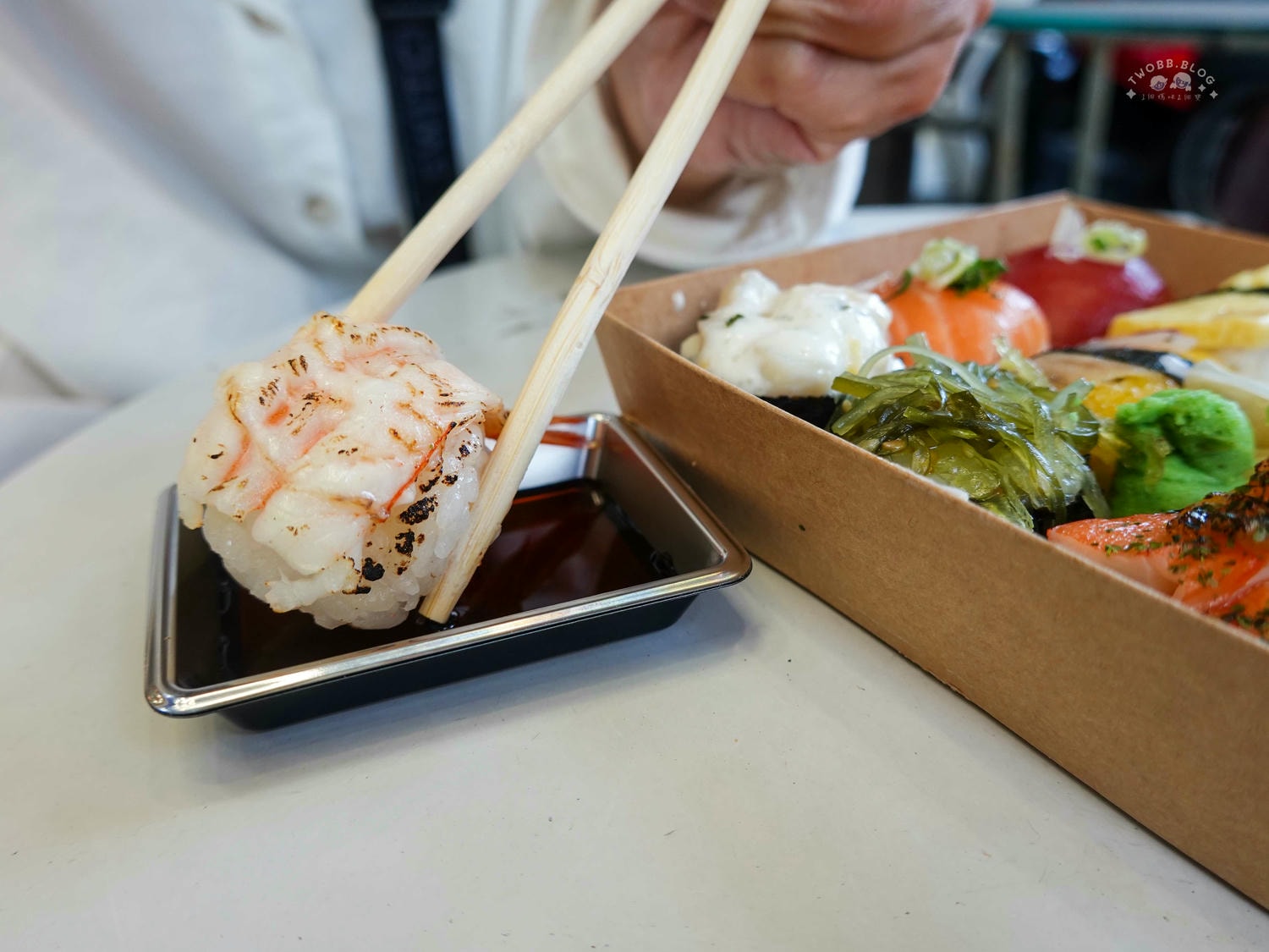 高雄|一和壽叔 SUSHI BENTO》全台首創手毬壽司外帶專賣店!漁港直送生食及海鮮,堅持新鮮!天然果釀醋飯,視覺與味覺的雙重享受! - 第32張圖