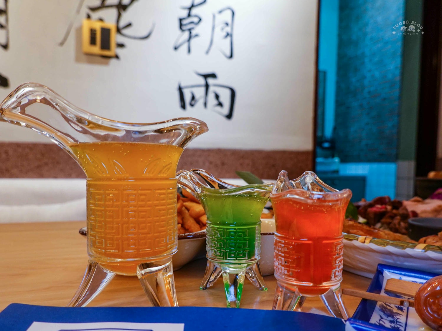 台南|杏花村》台南中西區必訪酒吧!中式復古風,古風老宅酒吧結合串燒 X 調酒,隱藏在繁華城市裡的世外桃源,還有客製化心情調酒! - 第75張圖