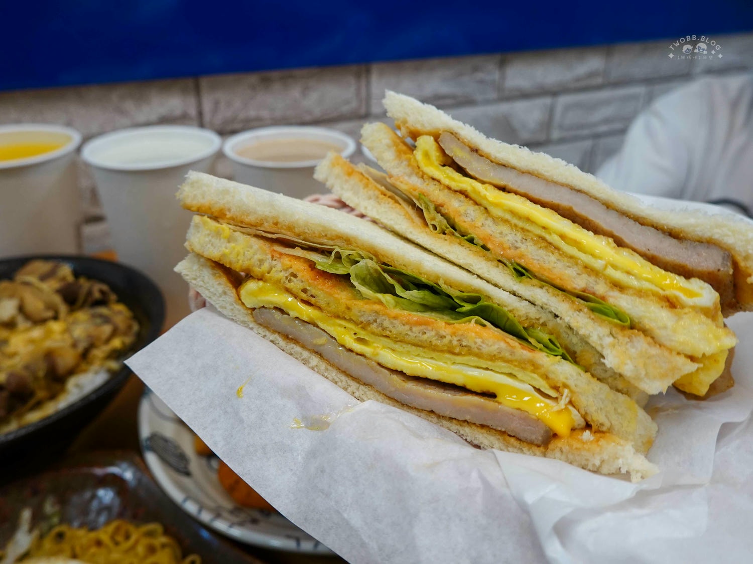 新北|不想上班早午餐(板橋分店)》早午餐推薦!餐點項目豐富,想吃炒泡麵、丼飯通通都都有,大推醬燒蘿蔔糕! - 第24張圖