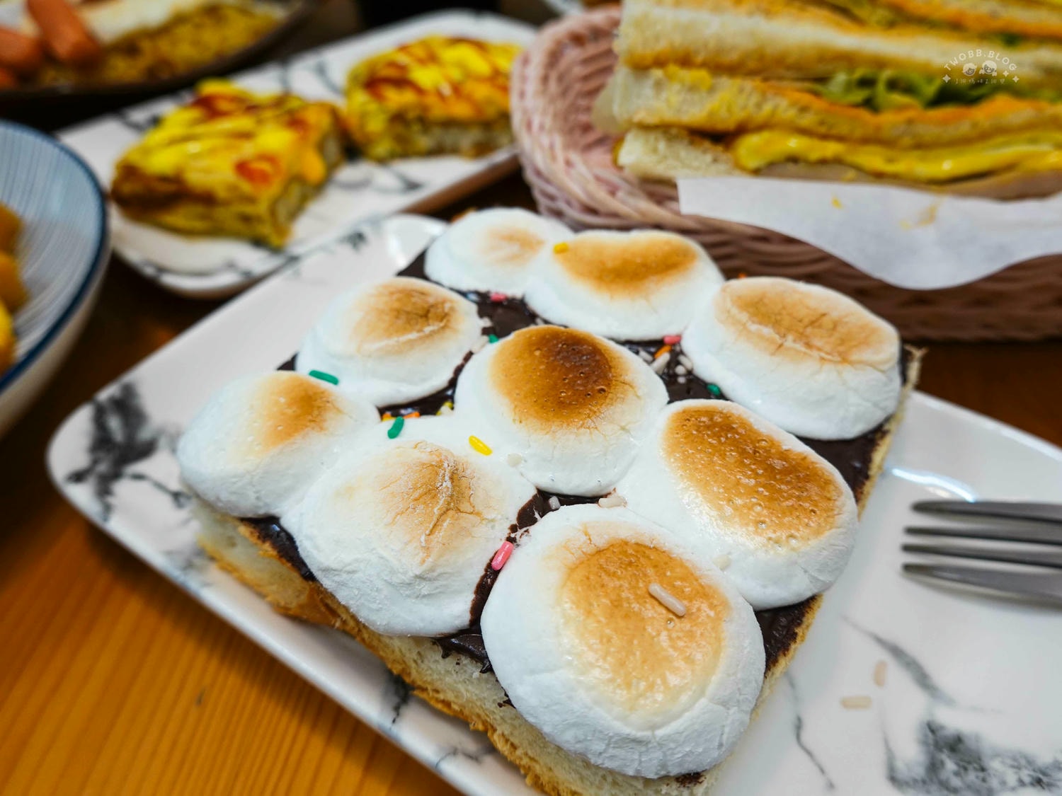 新北|不想上班早午餐(板橋分店)》早午餐推薦!餐點項目豐富,想吃炒泡麵、丼飯通通都都有,大推醬燒蘿蔔糕! - 第32張圖