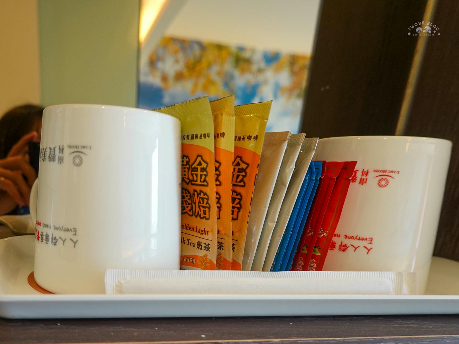台南|南科贊美酒店》台南住宿推薦!戶外戲水泳池、親子遊戲室&親子農園體驗,超Chill湖畔酒吧,免費自行車租借,還有氣泡水全日供應! - 第19張圖