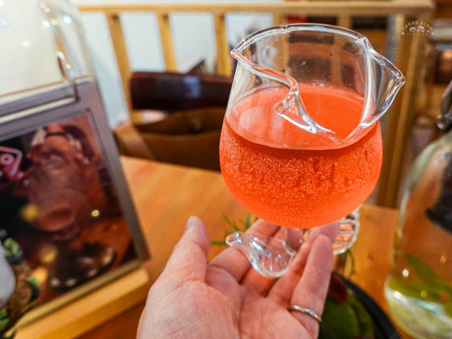 台北|呼嚕小酒館》寵物友善!台北餐酒館推薦,政大美食,露營風城市小秘境,異國美食特色調酒。 - 第40張圖
