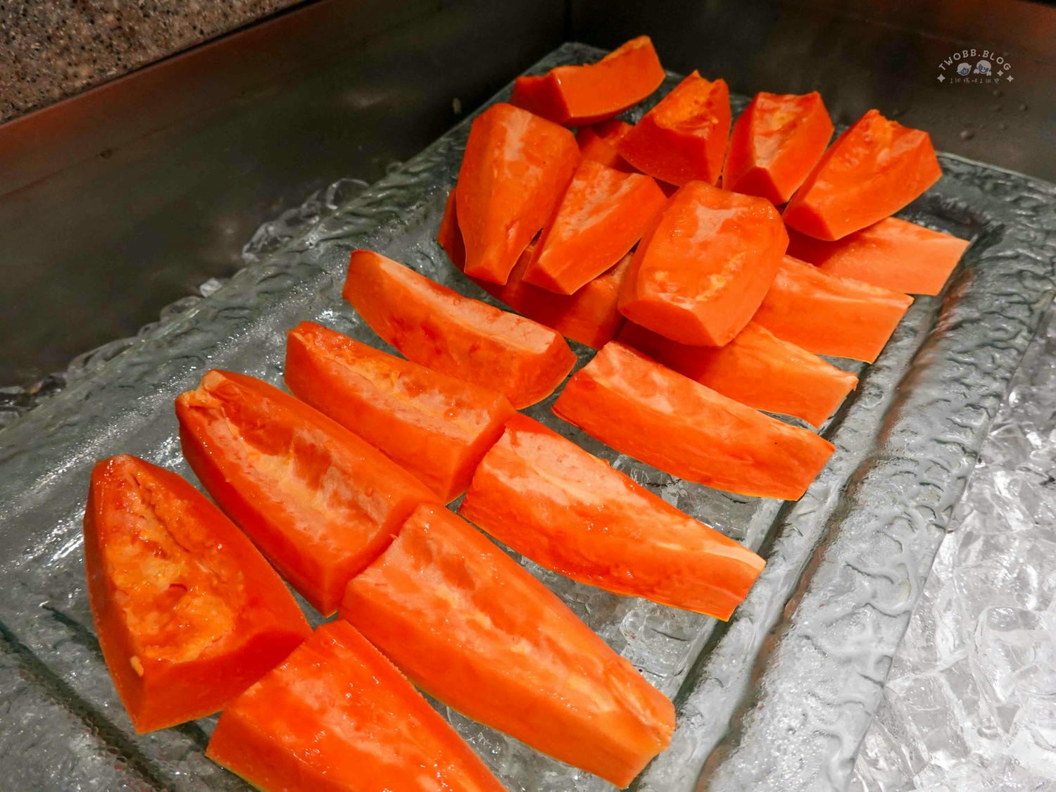 台北|神來一鍋(內湖總店)》百樣新鮮食材無限供應!期間限定水果吃到飽,四人同行打卡再送20公分長馬來西亞大白蝦! - 第54張圖