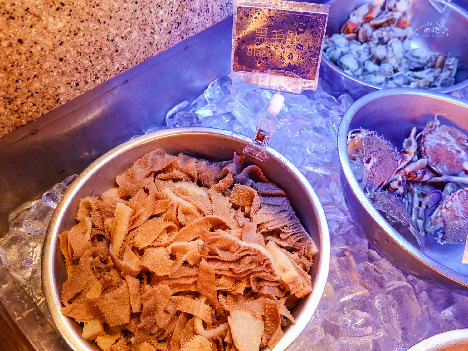 台北|神來一鍋(內湖總店)》百樣新鮮食材無限供應!期間限定水果吃到飽,四人同行打卡再送20公分長馬來西亞大白蝦! - 第28張圖