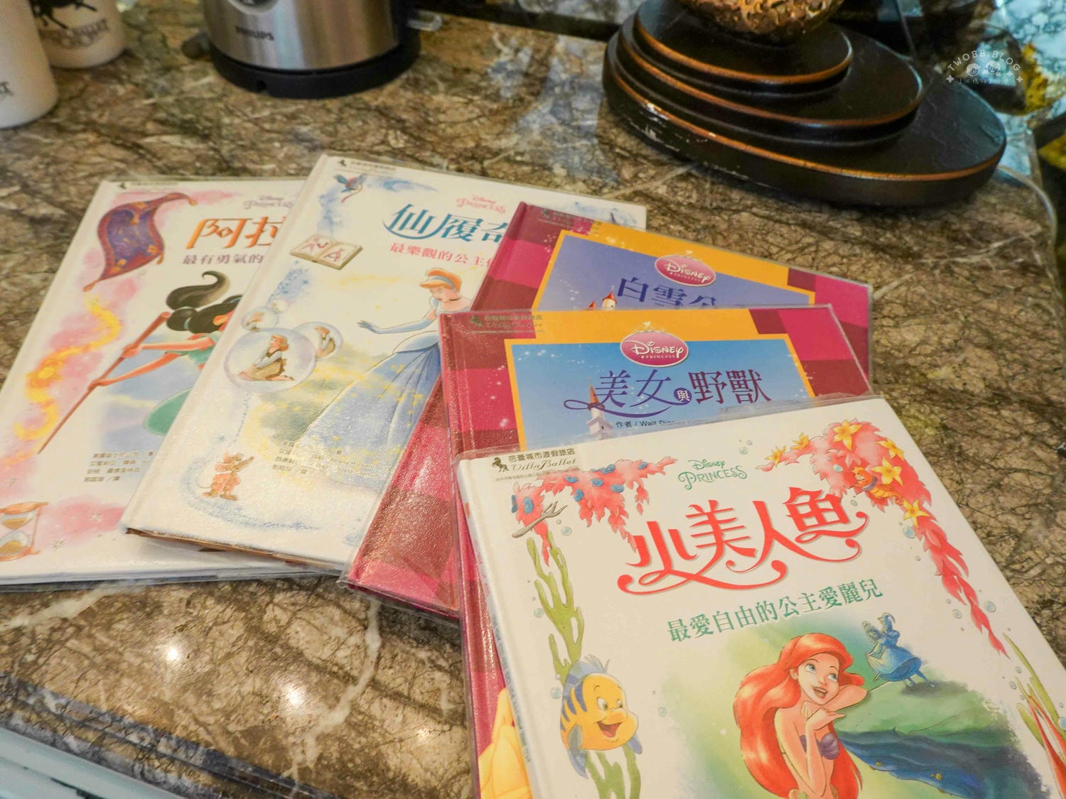 台中|芭蕾城堡酒店》台中南屯住宿推薦!台灣十大城堡,多種親子主題房型,卡拉OK設備、房內還有室內攀岩、按摩浴缸,台中親子住宿首選。 - 第17張圖