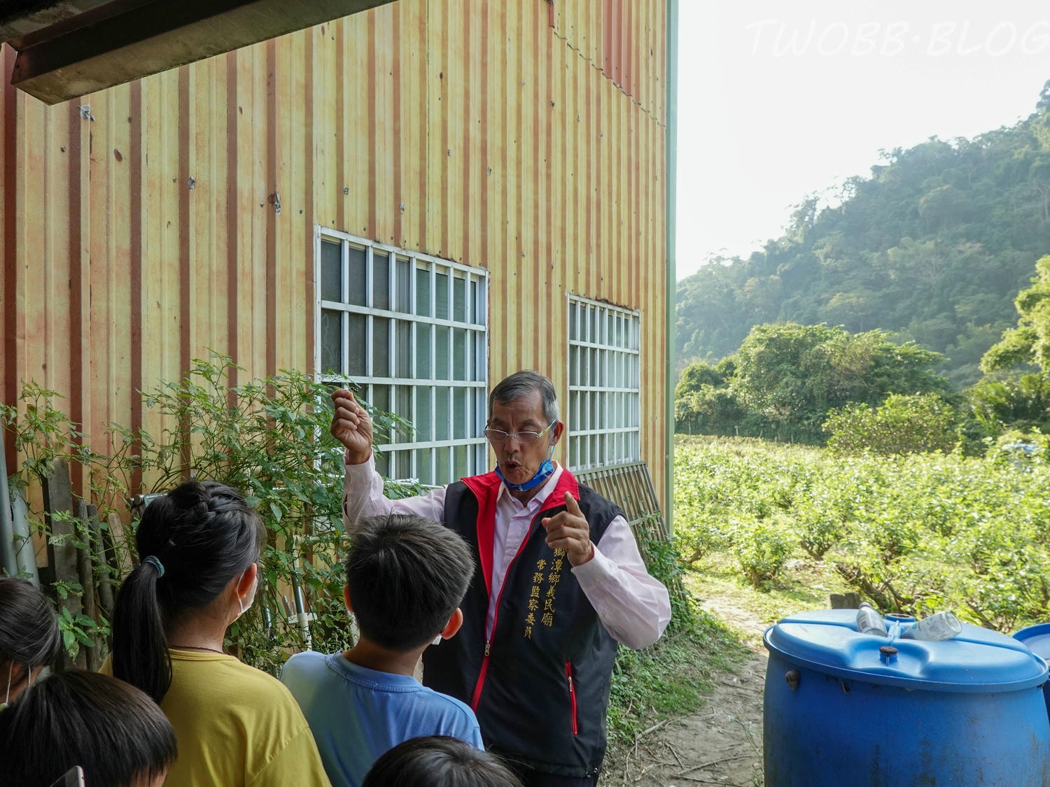 苗栗|泉明生態教育蠶業農場》銅板價門票,全台僅存的蠶業養殖場,進入蠶寶寶的世界,帶蠶絲帽,一睹蠶寶寶吐絲全記錄。 - 第38張圖