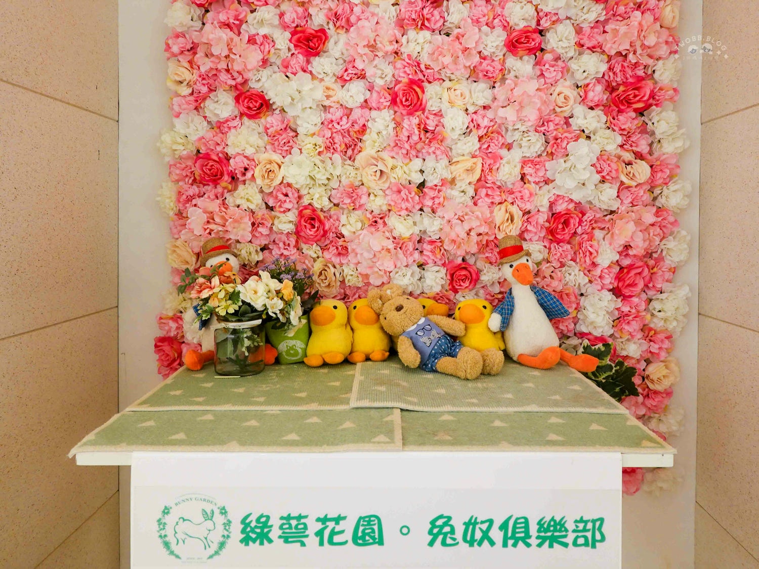 台中|綠萼159 地中海南法料理》台中北屯美食推薦,可包場!寵物友善、親子友善餐廳,絕美歐式餐廳,還有超萌兔兔駐店。 - 第44張圖