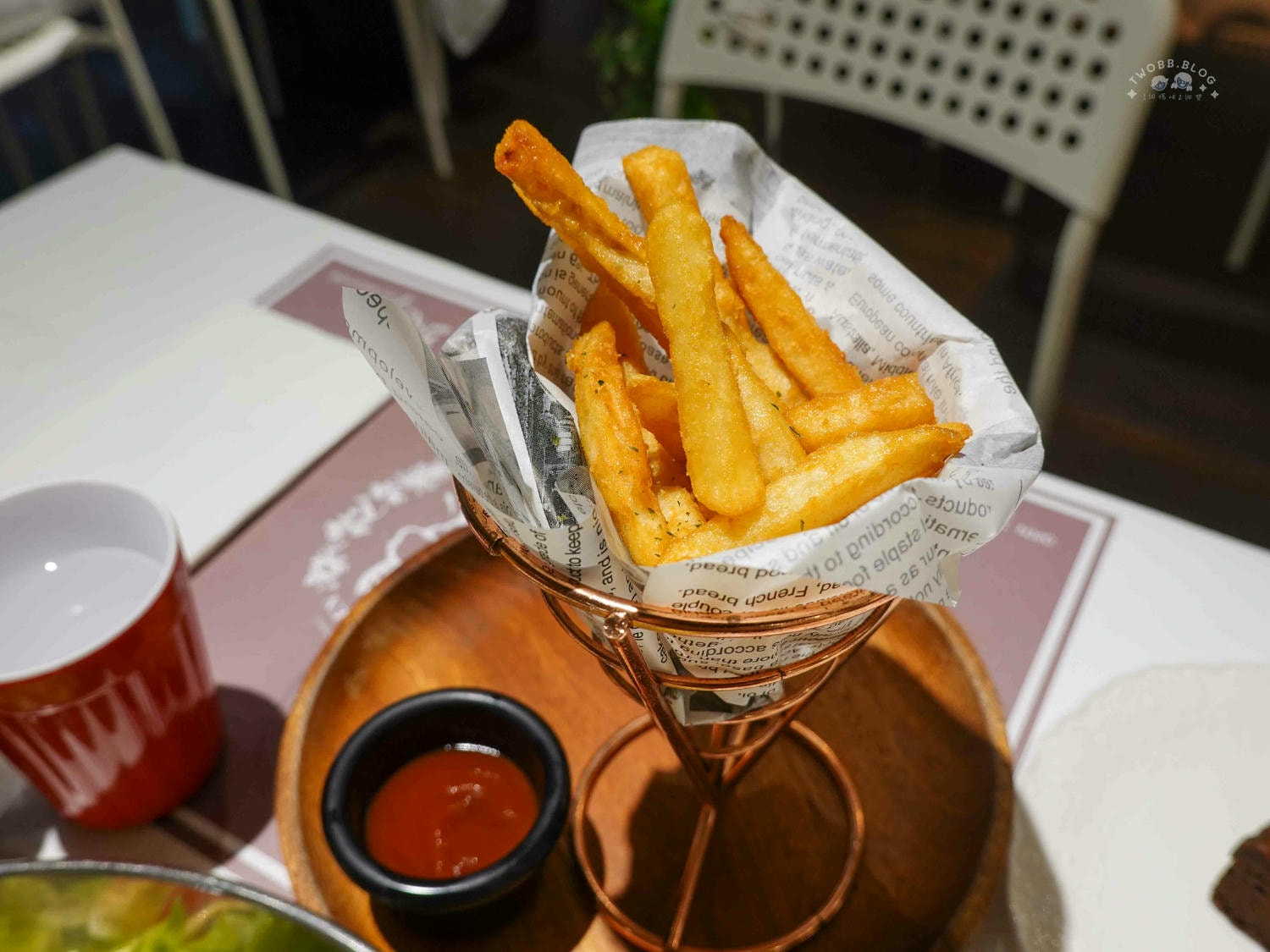 台中|綠萼159 地中海南法料理》台中北屯美食推薦,可包場!寵物友善、親子友善餐廳,絕美歐式餐廳,還有超萌兔兔駐店。 - 第5張圖