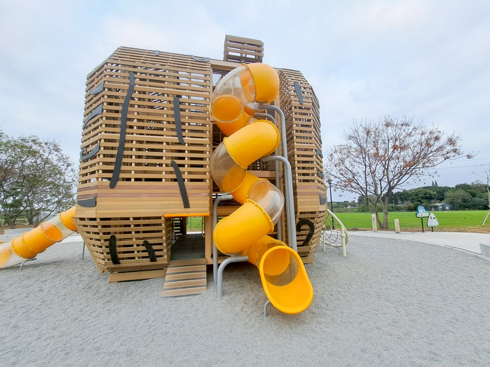 雲林|虎尾632高地公園》雲林特色公園!虎爺主題遊戲塔 ,滑步車道。 - 第4張圖 虎尾632高地公園