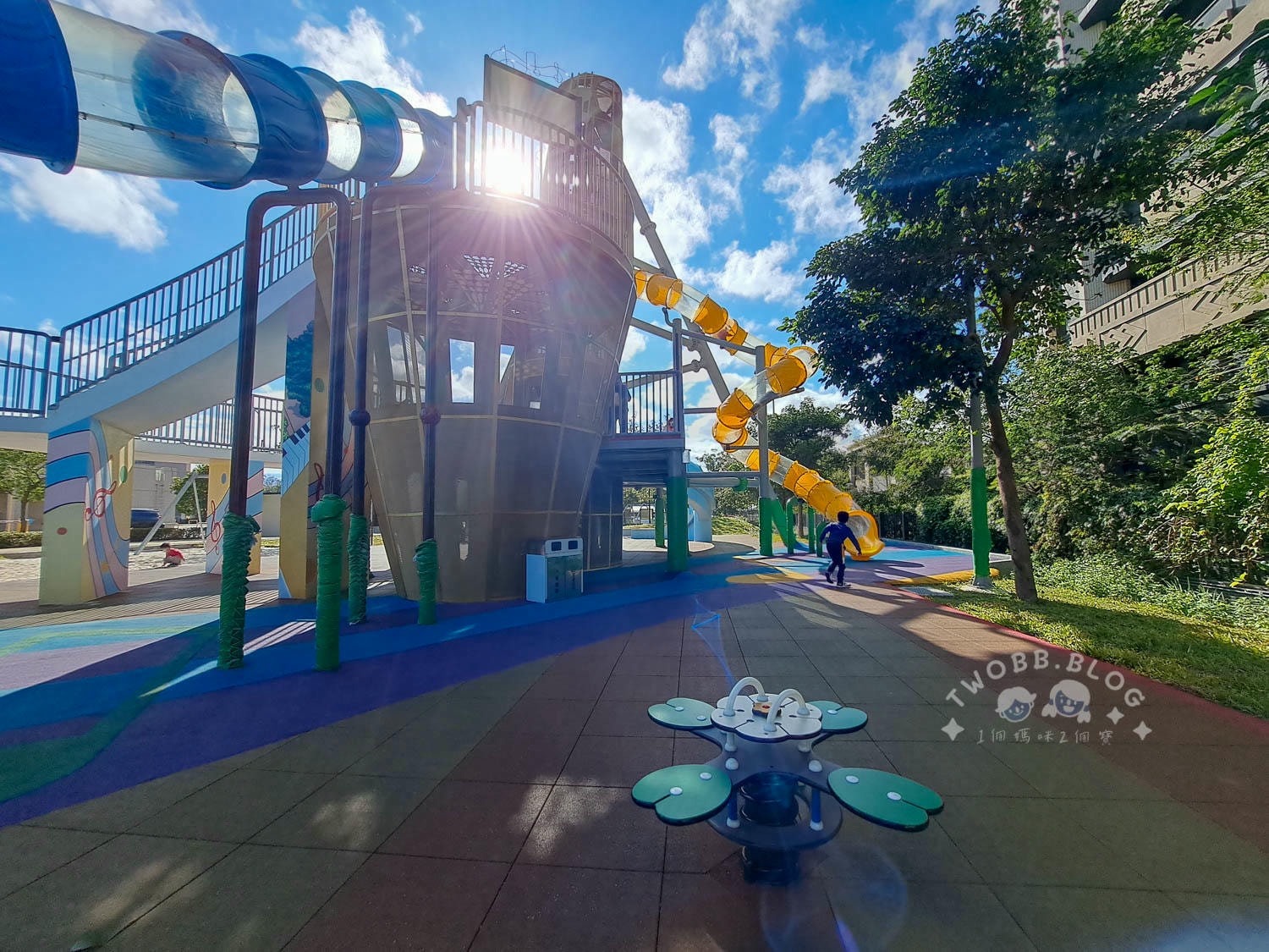 苗栗|頭份音樂公園》特色公園!音樂主題公園,7米薩克斯風旋轉溜滑梯、滑索游具。 - 第11張圖 頭份音樂公園 (19)