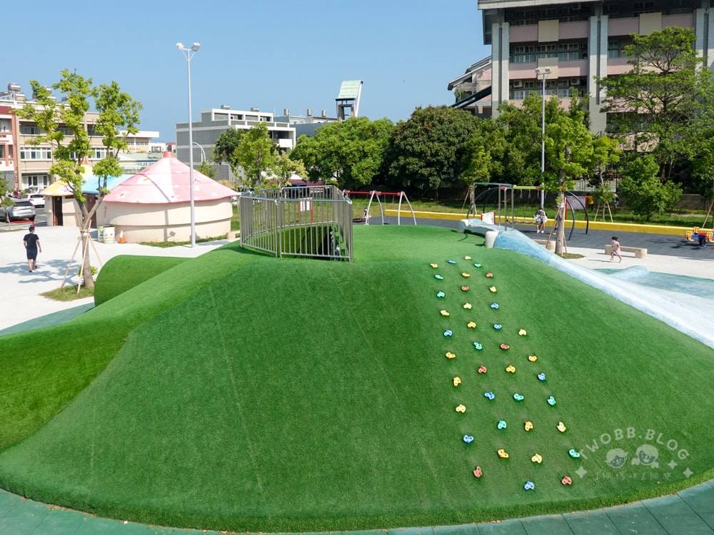 苗栗|灣麗親子公園》特色公園!全台首創農舍主題親子公園,天空隧道、田鼠山丘、斗笠攀爬塔,多達十種以上遊具。 - 第23張圖 灣麗親子公園 (64)