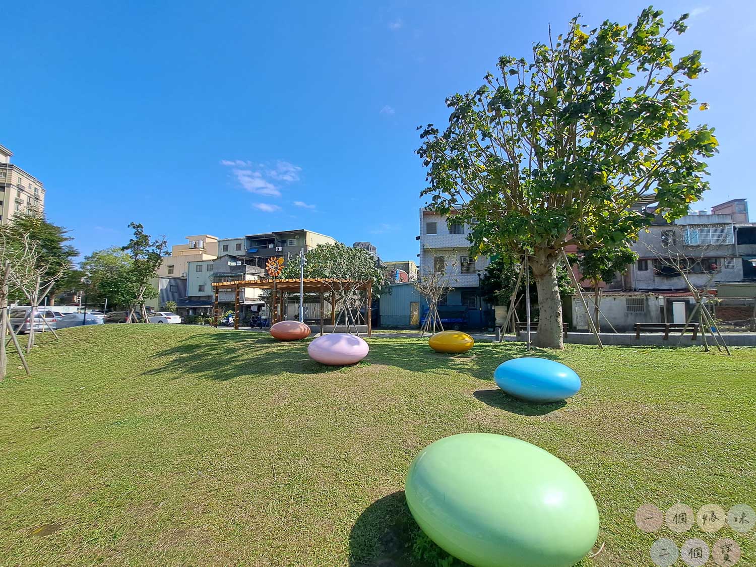 桃園|傑克與魔豆主題公園》八德特色公園!0.4公頃面積,大葉蔓藤造型攀爬架,巨人大手。 - 第14張圖 傑克與魔豆主題公園 (12)