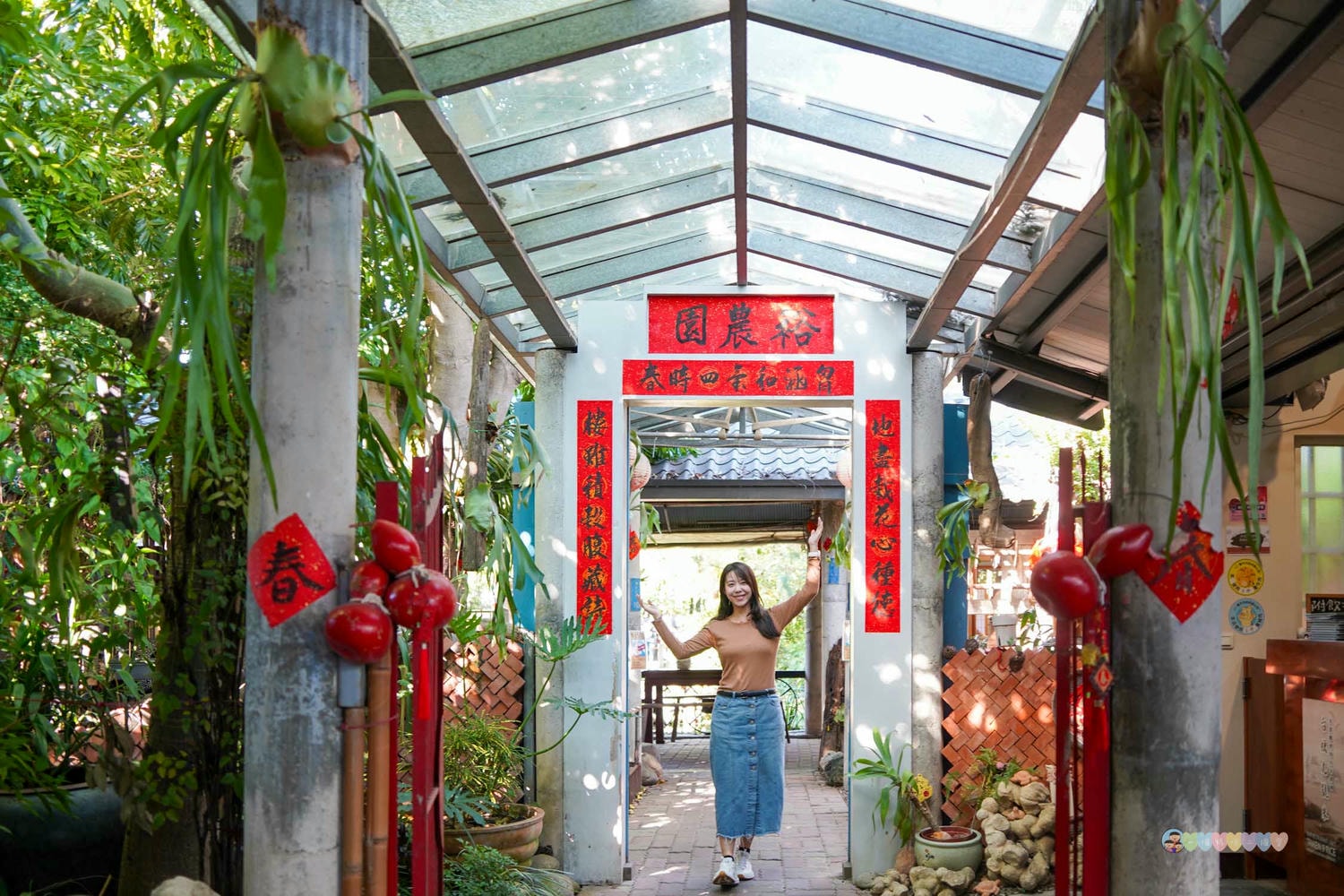 台中|田寮農莊》隱藏都市內,台中南屯古色農園景觀餐廳,隨時能吃到辦桌手路菜,欣賞落羽松與大片蓮池,寵物友善。 - 第20張圖 田寮農莊 環境 (12)