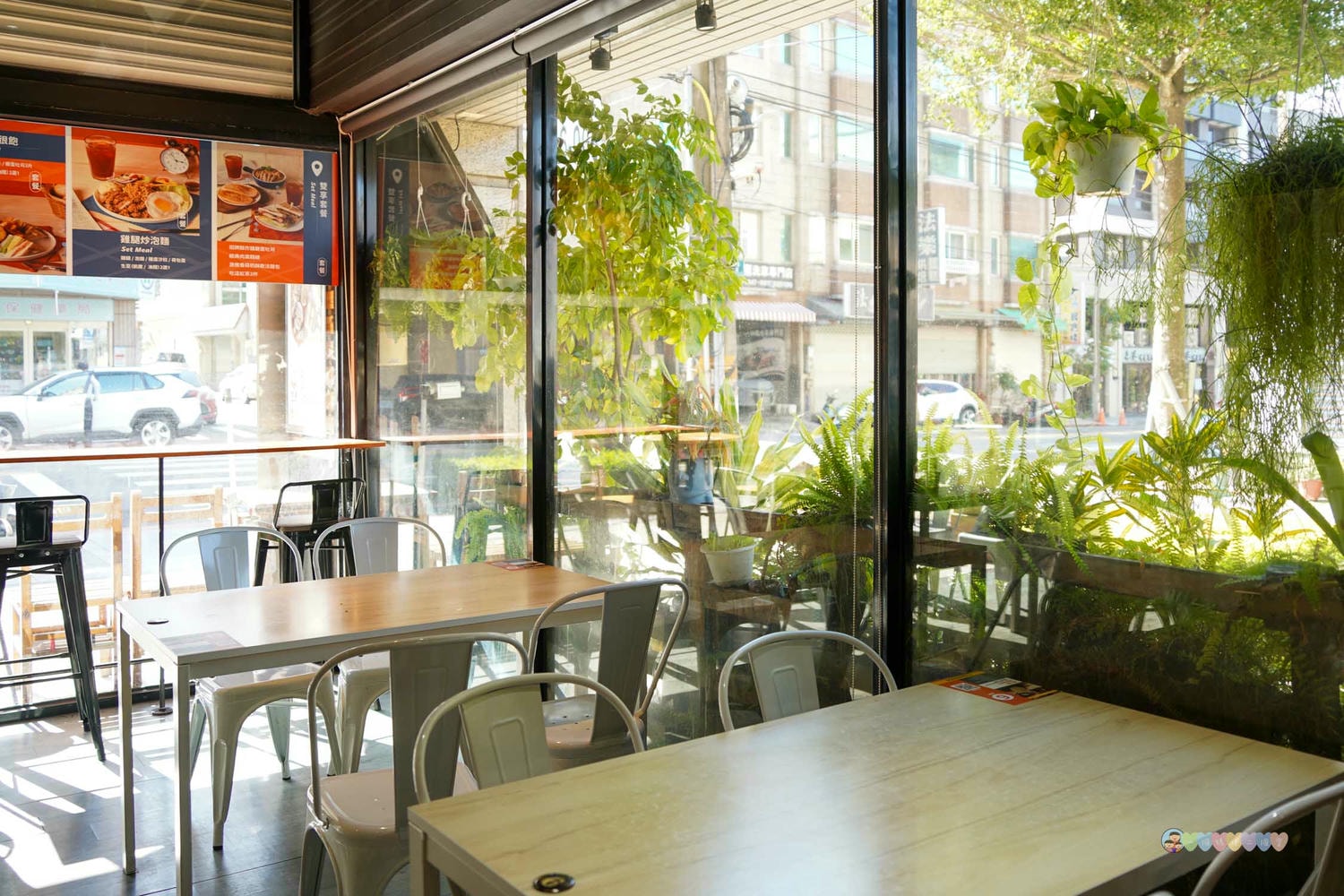 桃園|Eat here 吃這炭火土司 (平鎮總店)》桃園爆紅中西式早午餐「吃這」 炭火吐司!可以吃到肉羹麵線的早午餐店,吃麵線加酥脆炸雞超澎湃! - 第5張圖 Eat Here 吃這炭火土司 (65)