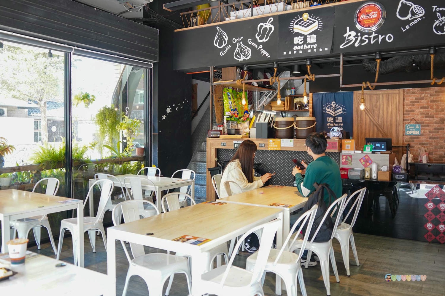 桃園|Eat here 吃這炭火土司 (平鎮總店)》桃園爆紅中西式早午餐「吃這」 炭火吐司!可以吃到肉羹麵線的早午餐店,吃麵線加酥脆炸雞超澎湃! - 第7張圖 Eat Here 吃這炭火土司 (67)