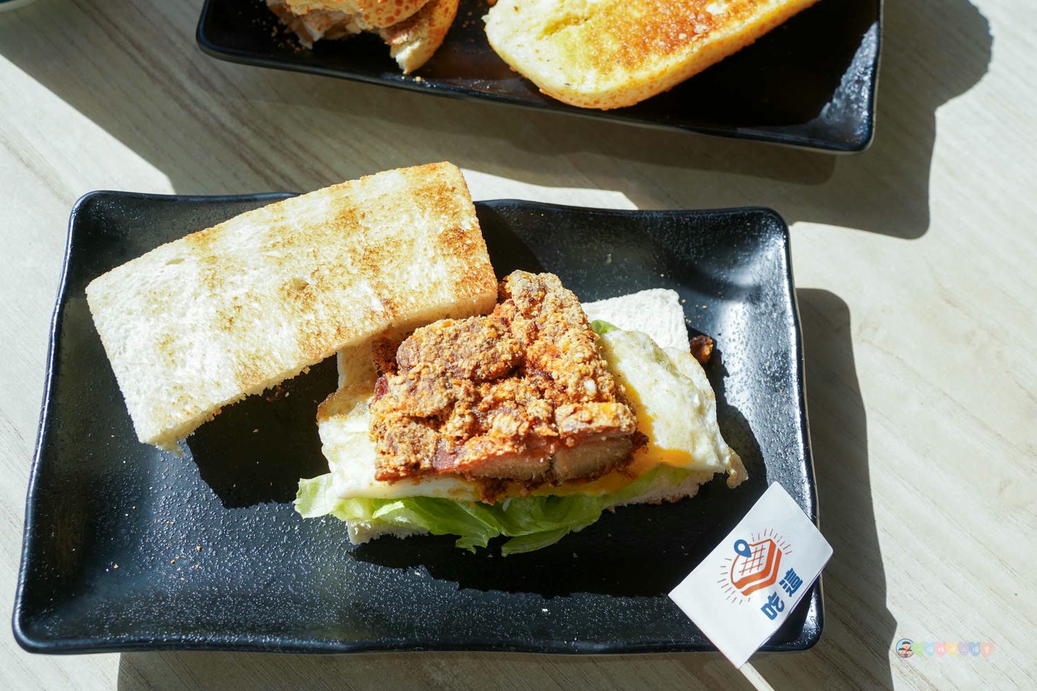 桃園|Eat here 吃這炭火土司 (平鎮總店)》桃園爆紅中西式早午餐「吃這」 炭火吐司!可以吃到肉羹麵線的早午餐店,吃麵線加酥脆炸雞超澎湃! - 第28張圖 Eat Here 吃這炭火土司 (75)