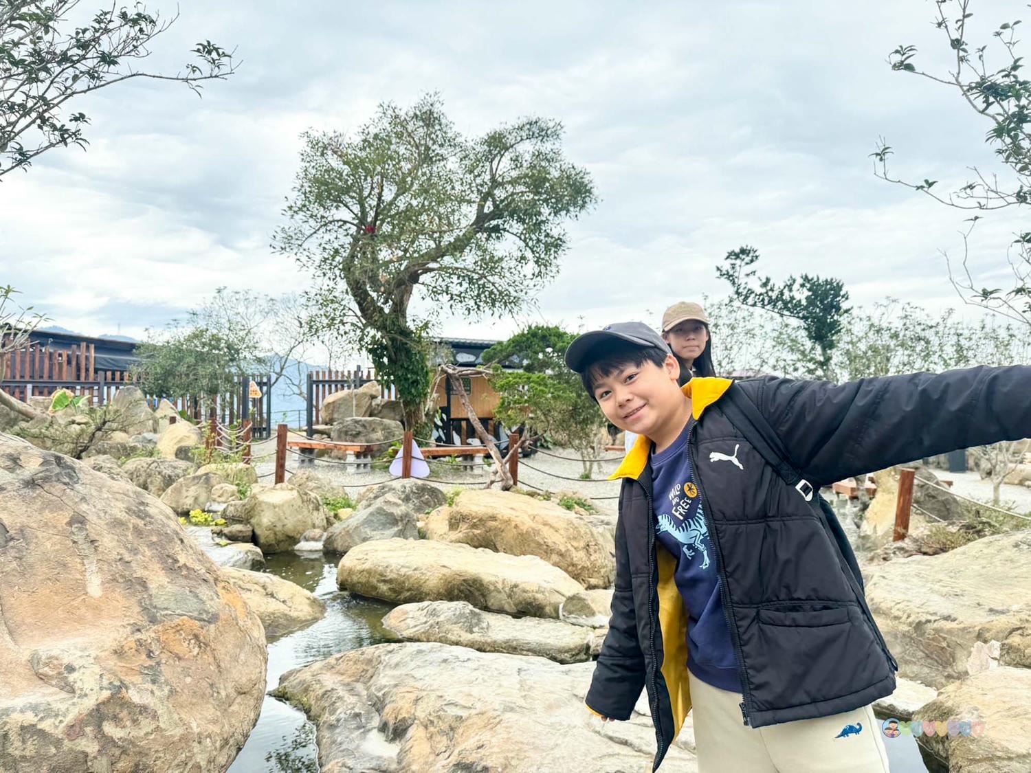 南投|鹿芝谷生態景觀園區》南投最新景點!門票全額折抵,迷人山景與可愛動物區,瓦來黑鼻羊、水豚君、玩沙區、多肉植物體驗區。 - 第43張圖 鹿芝谷生態景觀園區 (87)