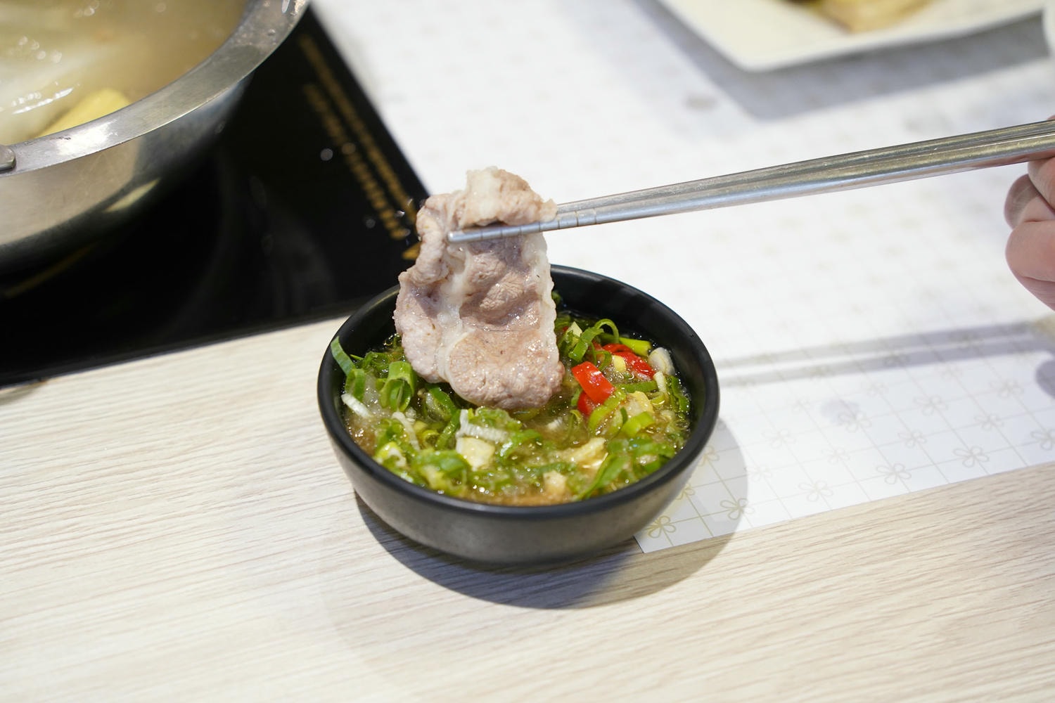 桃園|大麻鍋物藝文店》桃園鍋物推薦,DaMahot pot-解惑火鍋店。 - 第52張圖