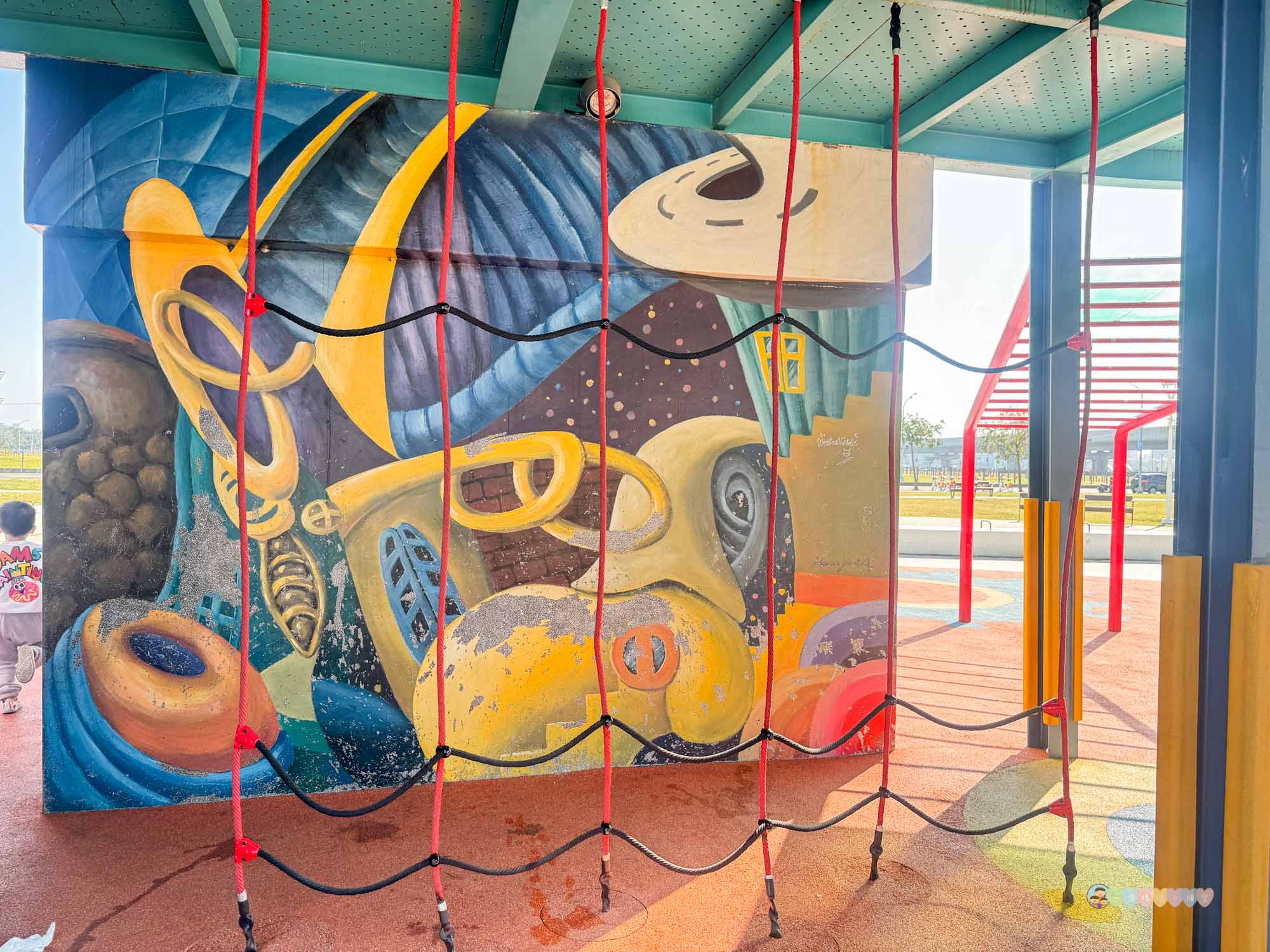 高雄|機器人主題公園》保安兒童貨櫃主題公園,免門票景點!六大主題空間、巨型溜滑梯、優質廁所。 - 第9張圖