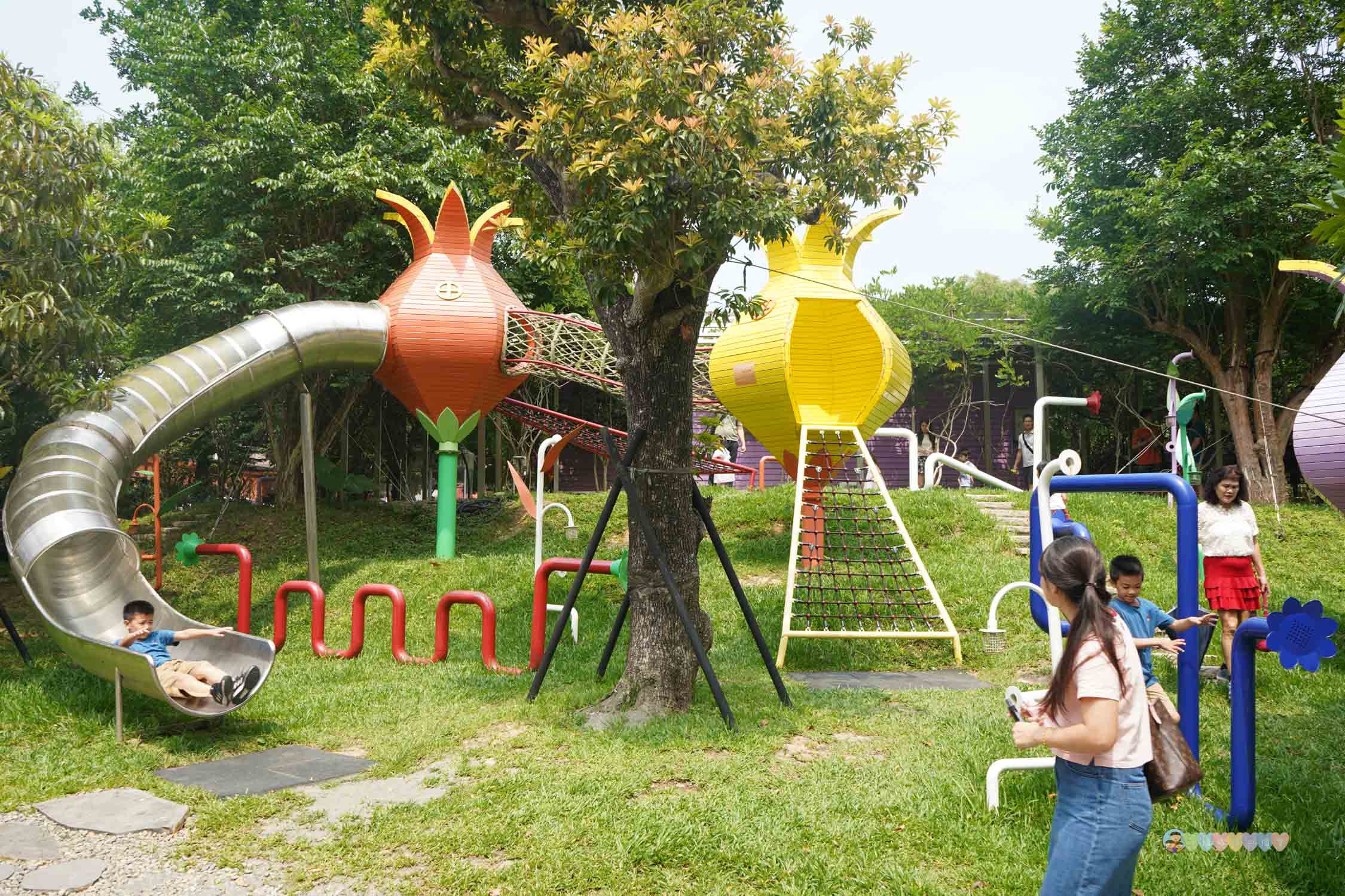 桃園|蘇家莊園》2025門票資訊,萬坪莊園,南法建築風格,小型動物園,各種稀有可愛動物與龍貓巴士。 - 第51張圖