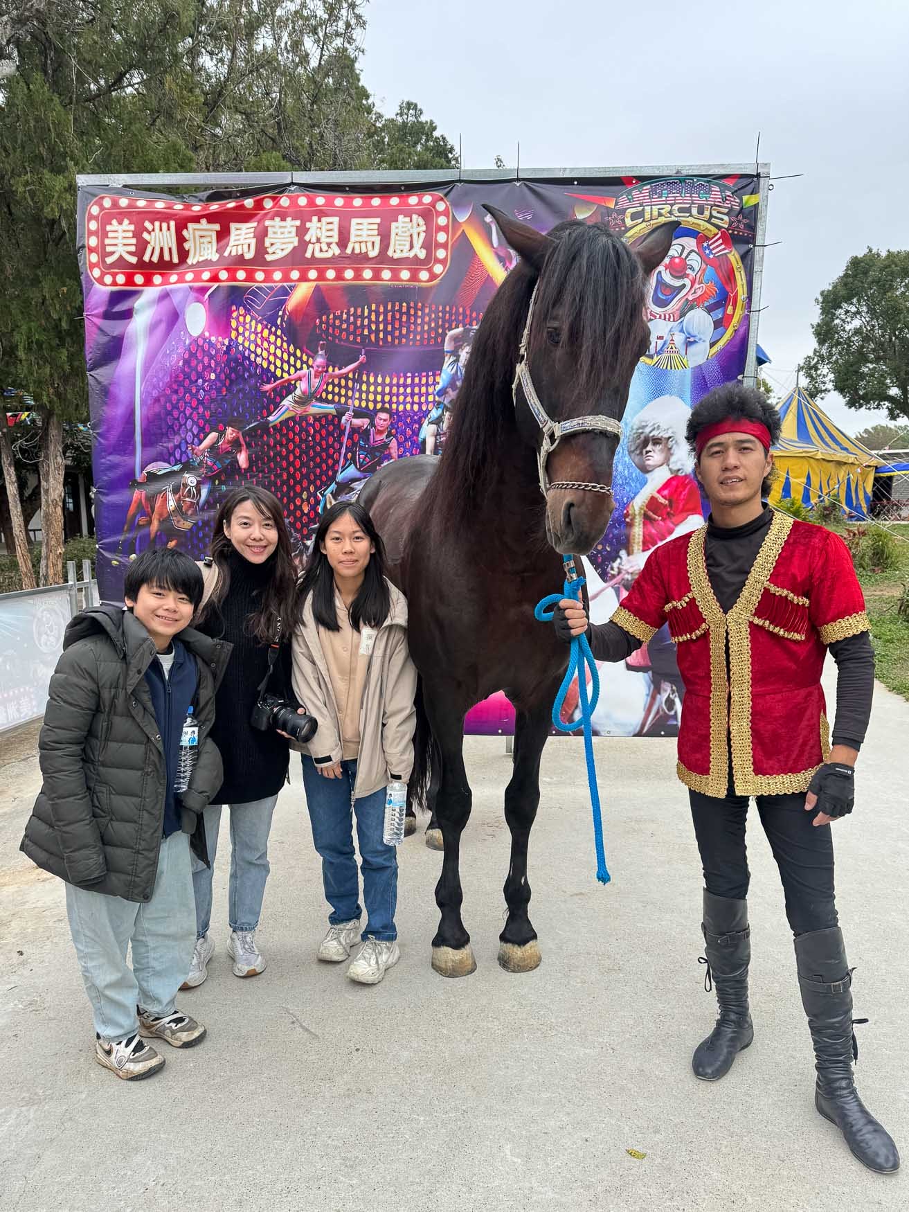 台中|美洲瘋馬夢想大馬戲團》台中一日遊,精彩特技表演、鐵球機車極限飆速秀。 - 第38張圖