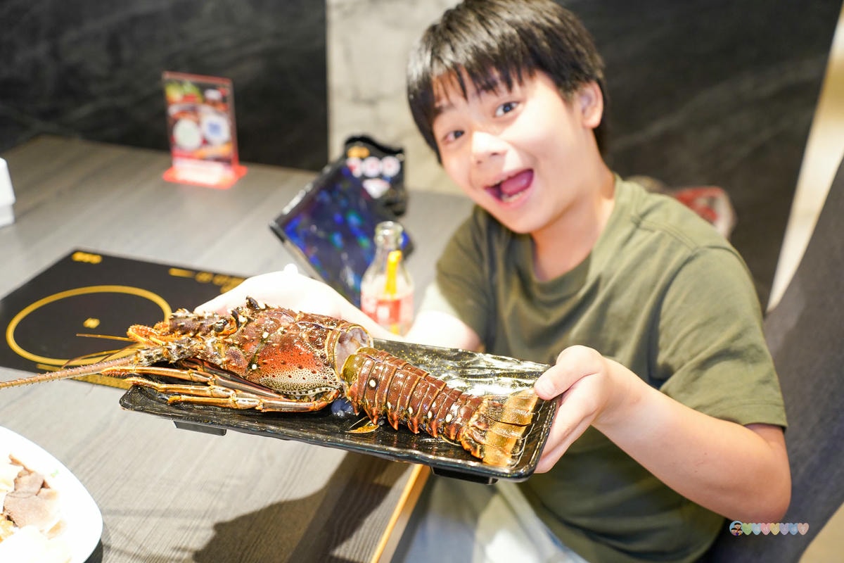 桃園|魔椒頂級鴛鴦鍋》桃園中壢美食推薦,海鮮火鍋、和牛吃到飽、自助吧火鍋、親子友善餐廳中壢一次滿足! - 第67張圖 桃園火鍋吃到飽
海鮮吃到飽
林口火鍋吃到飽
中壢火鍋
中壢火鍋推薦
牛肉吃到飽
蛤蠣吃到飽
和牛吃到飽
海鮮自助吧
魔椒
