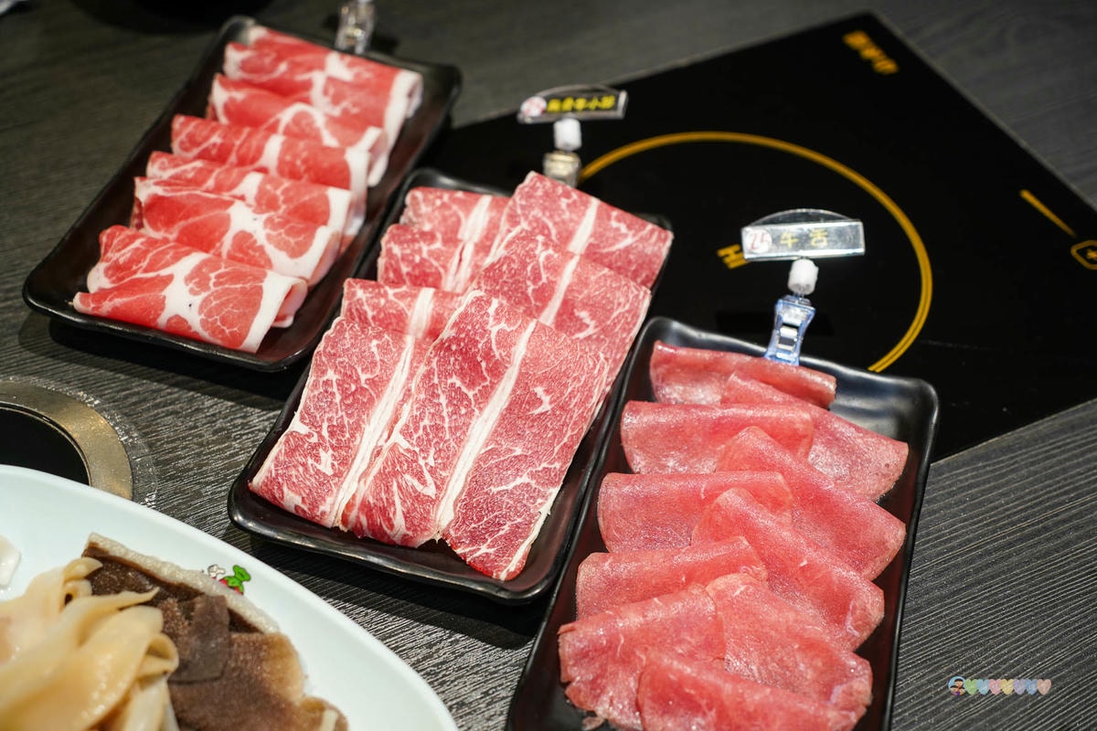 桃園|魔椒頂級鴛鴦鍋》桃園中壢美食推薦,海鮮火鍋、和牛吃到飽、自助吧火鍋、親子友善餐廳中壢一次滿足! - 第90張圖 桃園火鍋吃到飽
海鮮吃到飽
林口火鍋吃到飽
中壢火鍋
中壢火鍋推薦
牛肉吃到飽
蛤蠣吃到飽
和牛吃到飽
海鮮自助吧
魔椒