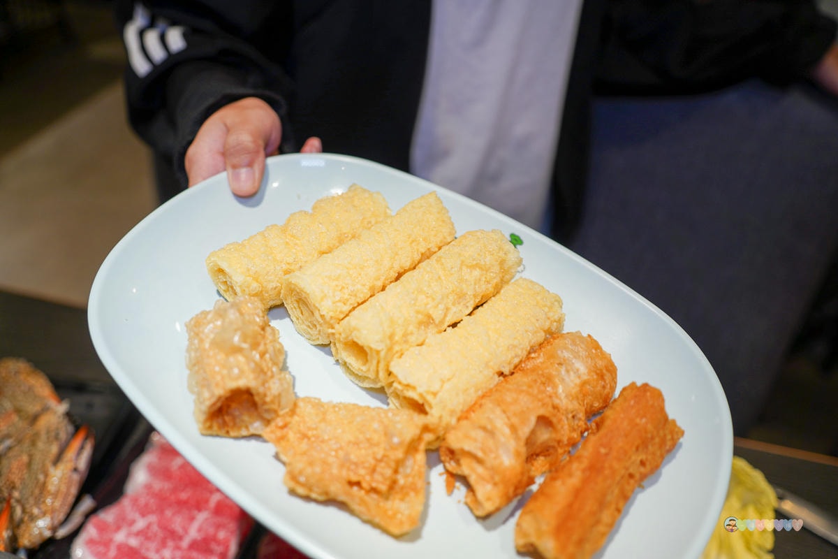 桃園|魔椒頂級鴛鴦鍋》桃園中壢美食推薦,海鮮火鍋、和牛吃到飽、自助吧火鍋、親子友善餐廳中壢一次滿足! - 第54張圖 桃園火鍋吃到飽
海鮮吃到飽
林口火鍋吃到飽
中壢火鍋
中壢火鍋推薦
牛肉吃到飽
蛤蠣吃到飽
和牛吃到飽
海鮮自助吧
魔椒