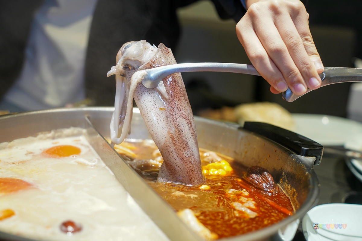 桃園|魔椒頂級鴛鴦鍋》桃園中壢美食推薦,海鮮火鍋、和牛吃到飽、自助吧火鍋、親子友善餐廳中壢一次滿足! - 第82張圖 桃園火鍋吃到飽
海鮮吃到飽
林口火鍋吃到飽
中壢火鍋
中壢火鍋推薦
牛肉吃到飽
蛤蠣吃到飽
和牛吃到飽
海鮮自助吧
魔椒