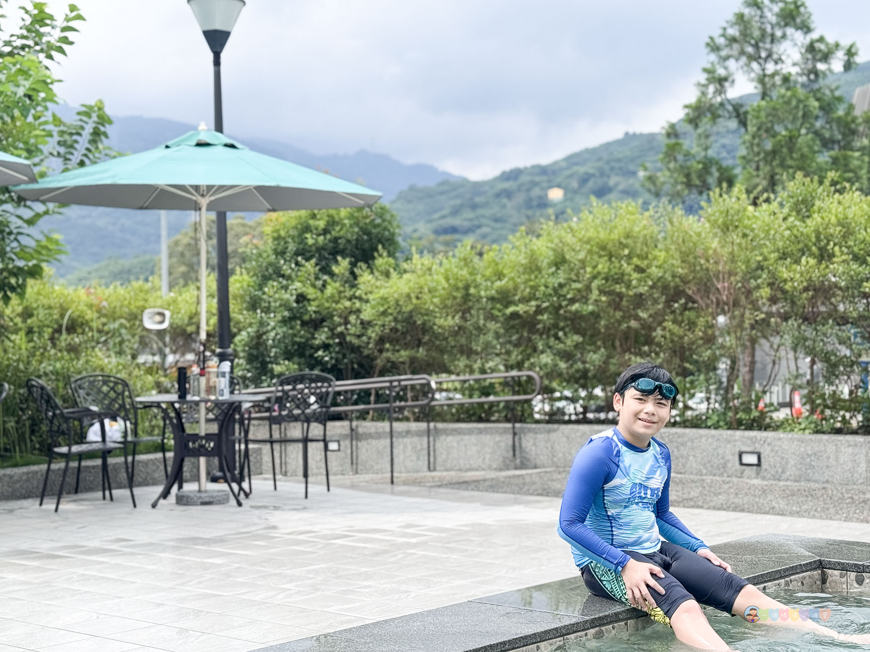 桃園|羅浮溫泉湯池》北橫露天溫泉推薦,絕美山景,兒童戲水池、SPA池,泡湯玩水。 - 第66張圖 羅浮溫泉湯池
桃園親子泡湯景點
羅浮溫泉交通
桃園露天溫泉推薦
羅浮溫泉票價2025
桃園復興區一日遊
親子泡湯去哪裡
北部碳酸氫鈉泉推薦
羅浮溫泉設施介紹
桃園溫泉家庭旅遊推薦