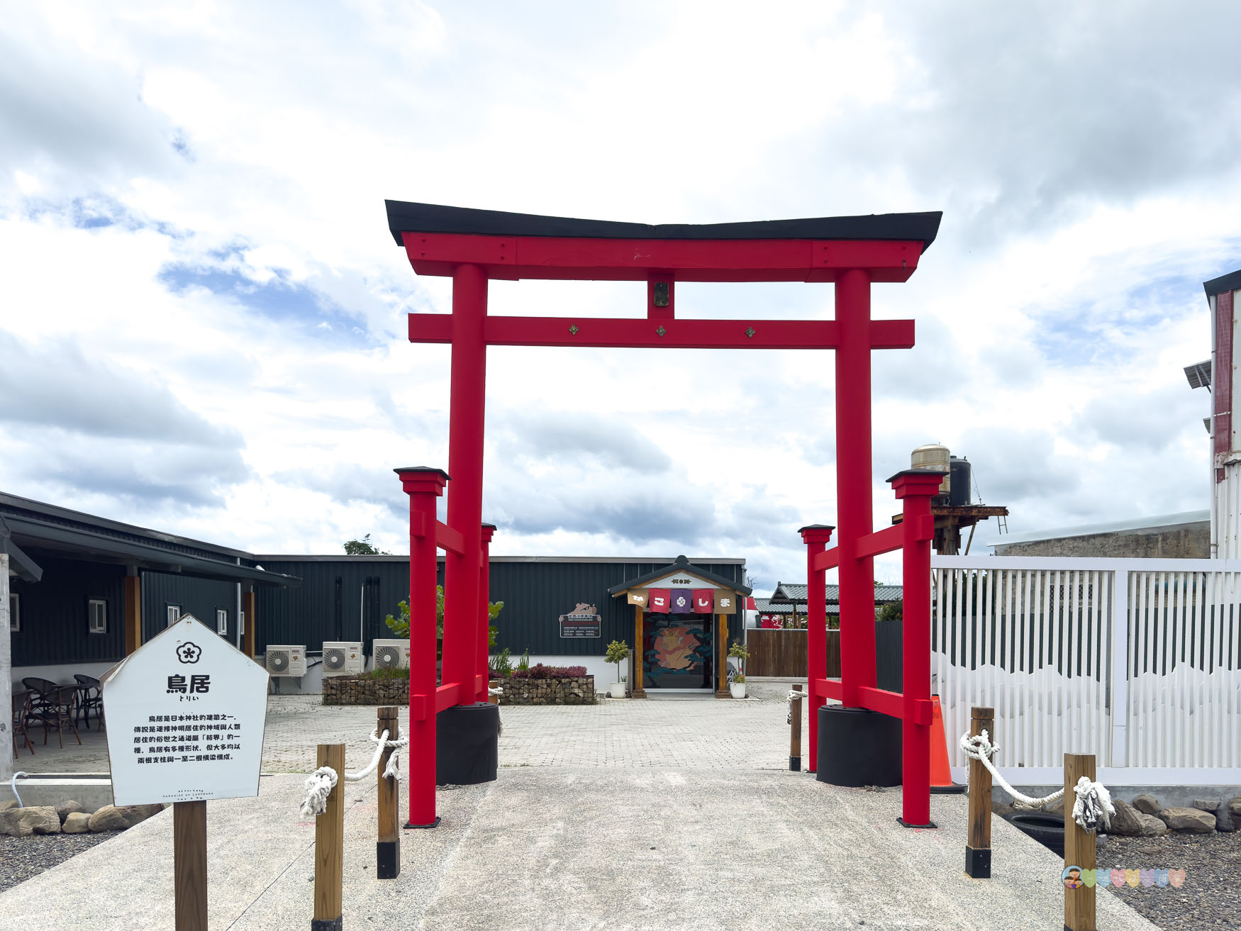 屏東|墾丁鹿ㄦ島水豚生態園區》全台唯一水豚共游,超可愛侏儒羊、日式鳥居好好拍。 - 第6張圖