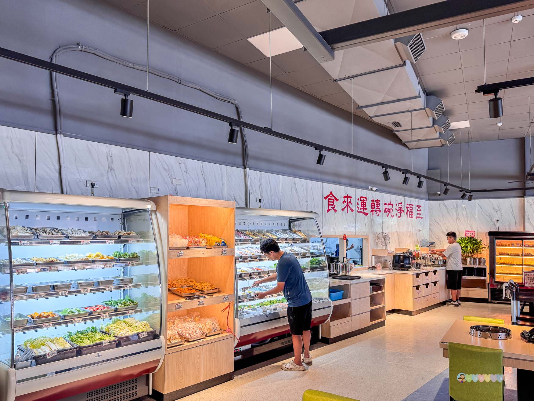 新北|蒙古勾勾》火鍋吃到飽!百種食材自助吧+豪華海鮮拼盤,無油麻辣火鍋,道地蒙古湯頭,三峽聚餐首選! - 第20張圖