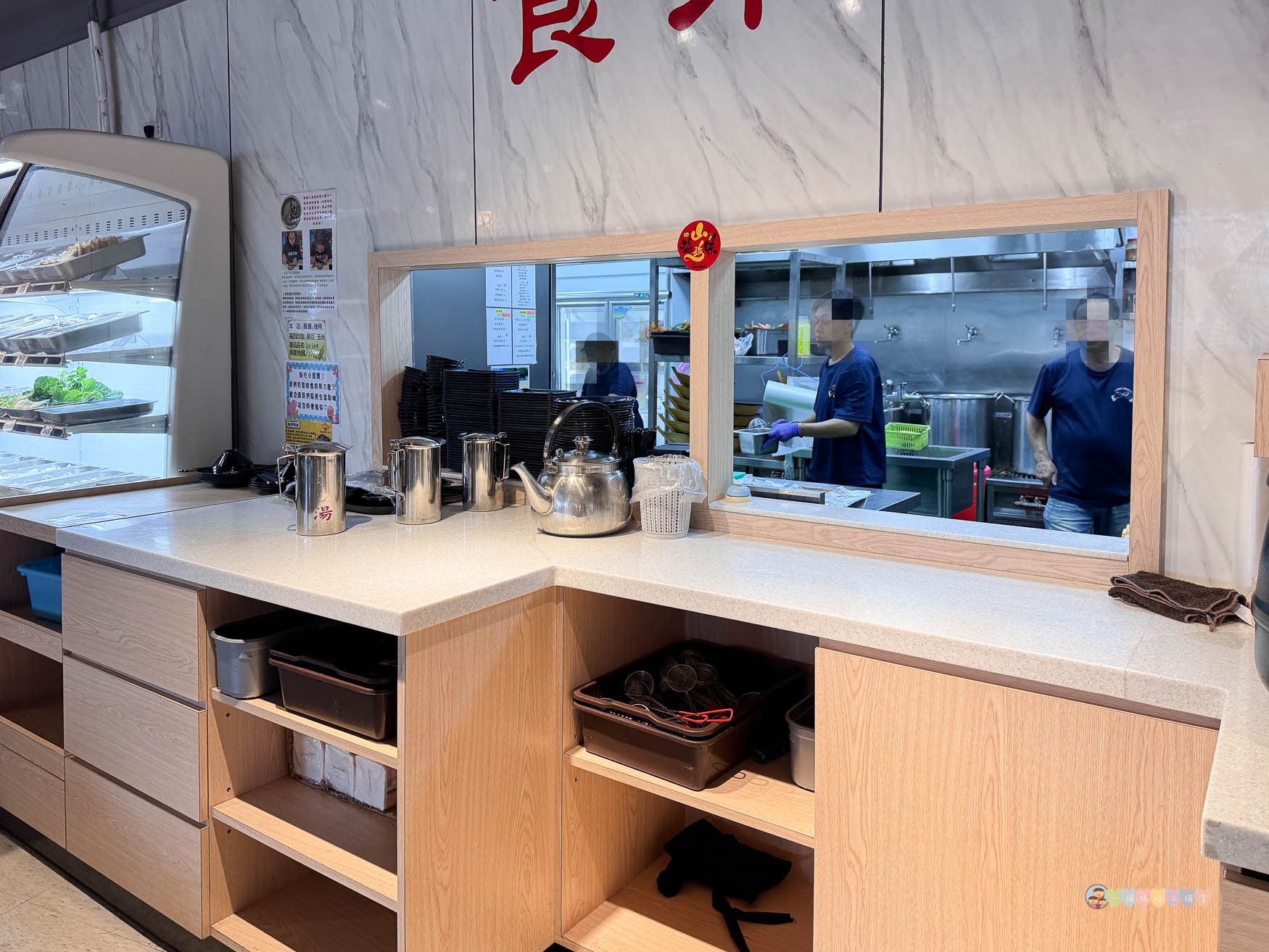 新北|蒙古勾勾》火鍋吃到飽!百種食材自助吧+豪華海鮮拼盤,無油麻辣火鍋,道地蒙古湯頭,三峽聚餐首選! - 第29張圖