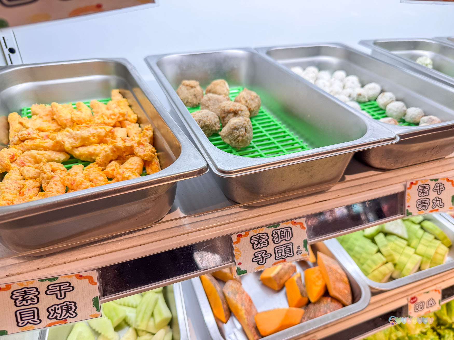 新北|蒙古勾勾》火鍋吃到飽!百種食材自助吧+豪華海鮮拼盤,無油麻辣火鍋,道地蒙古湯頭,三峽聚餐首選! - 第27張圖