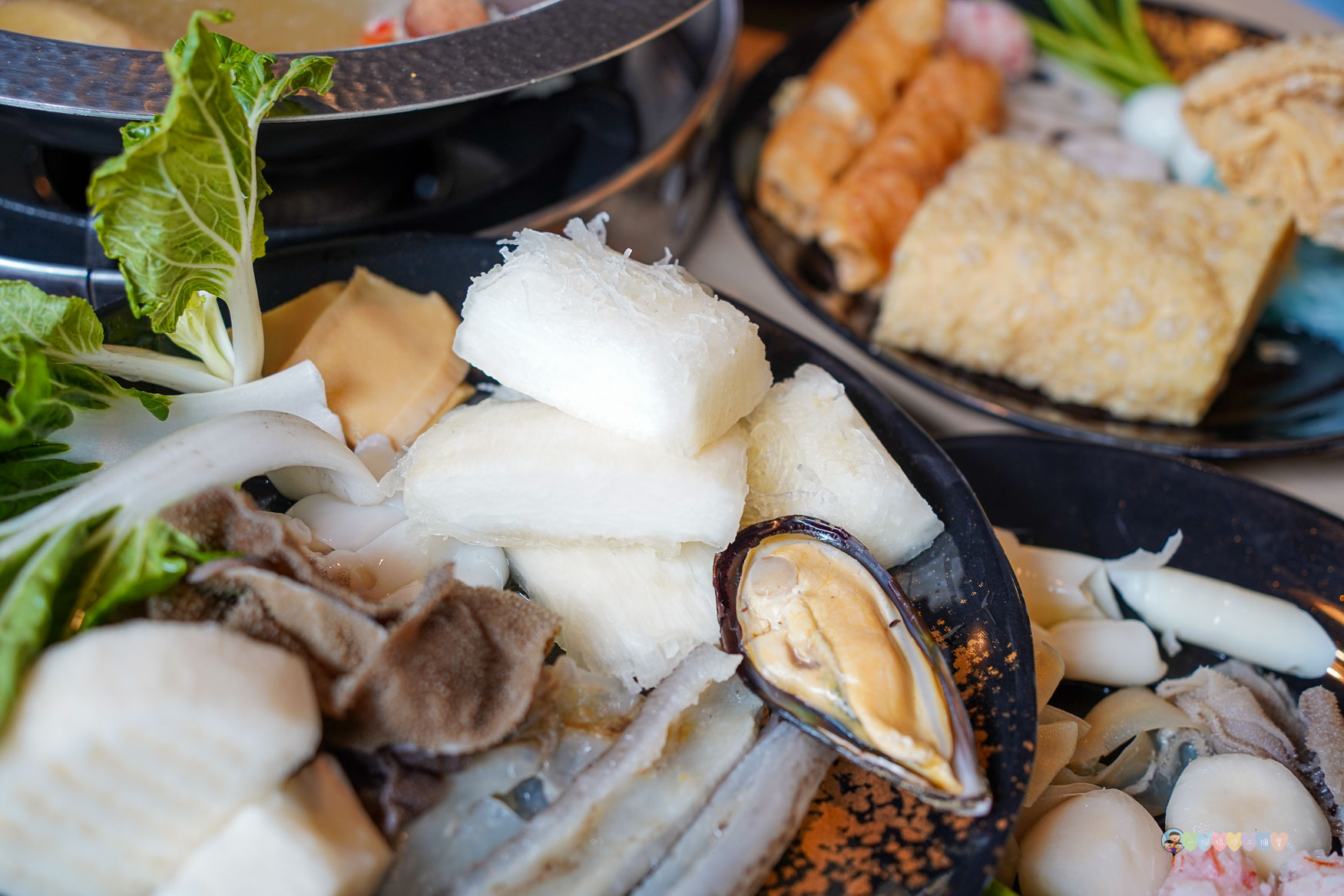 新北|蒙古勾勾》火鍋吃到飽!百種食材自助吧+豪華海鮮拼盤,無油麻辣火鍋,道地蒙古湯頭,三峽聚餐首選! - 第68張圖