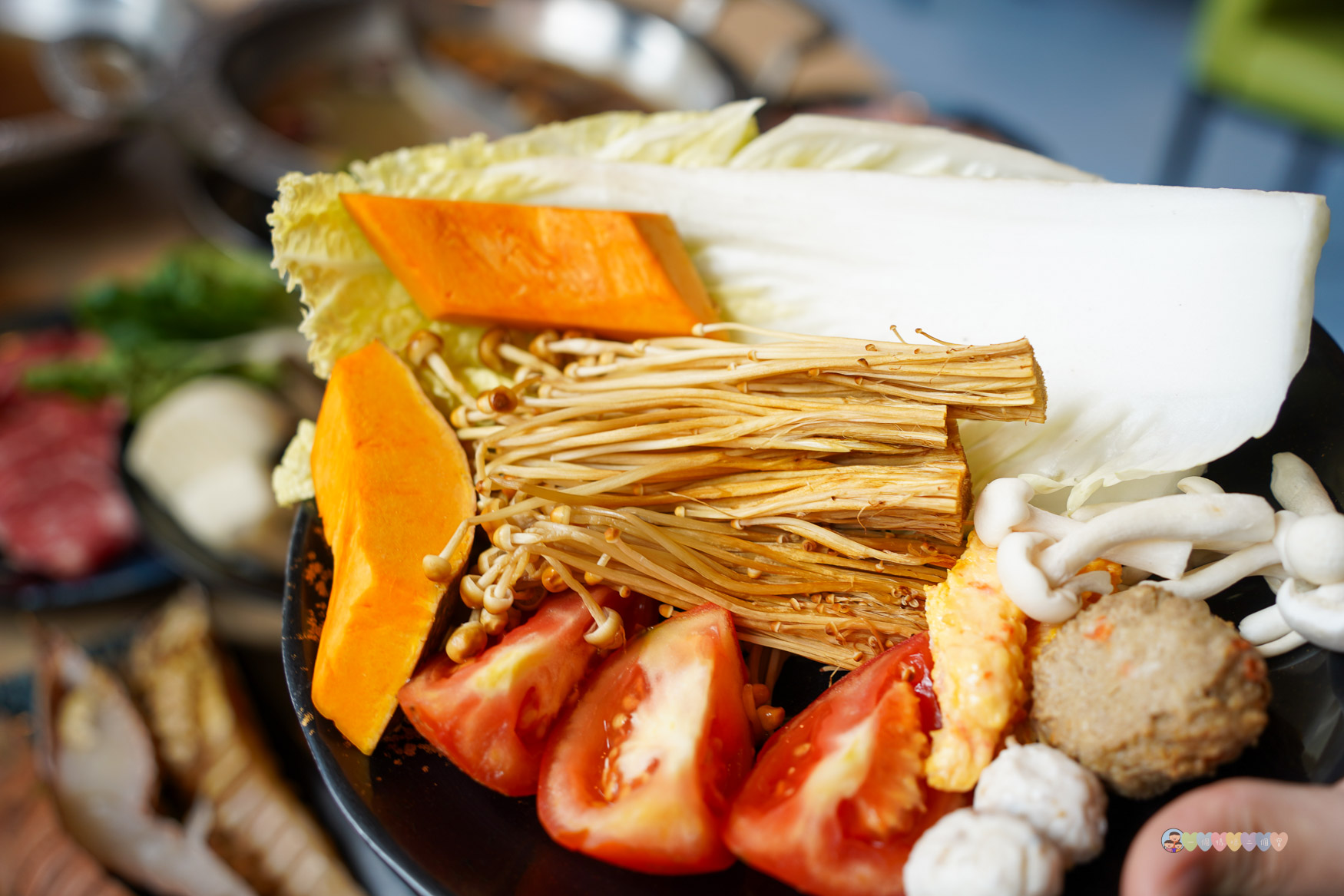 新北|蒙古勾勾》火鍋吃到飽!百種食材自助吧+豪華海鮮拼盤,無油麻辣火鍋,道地蒙古湯頭,三峽聚餐首選! - 第65張圖
