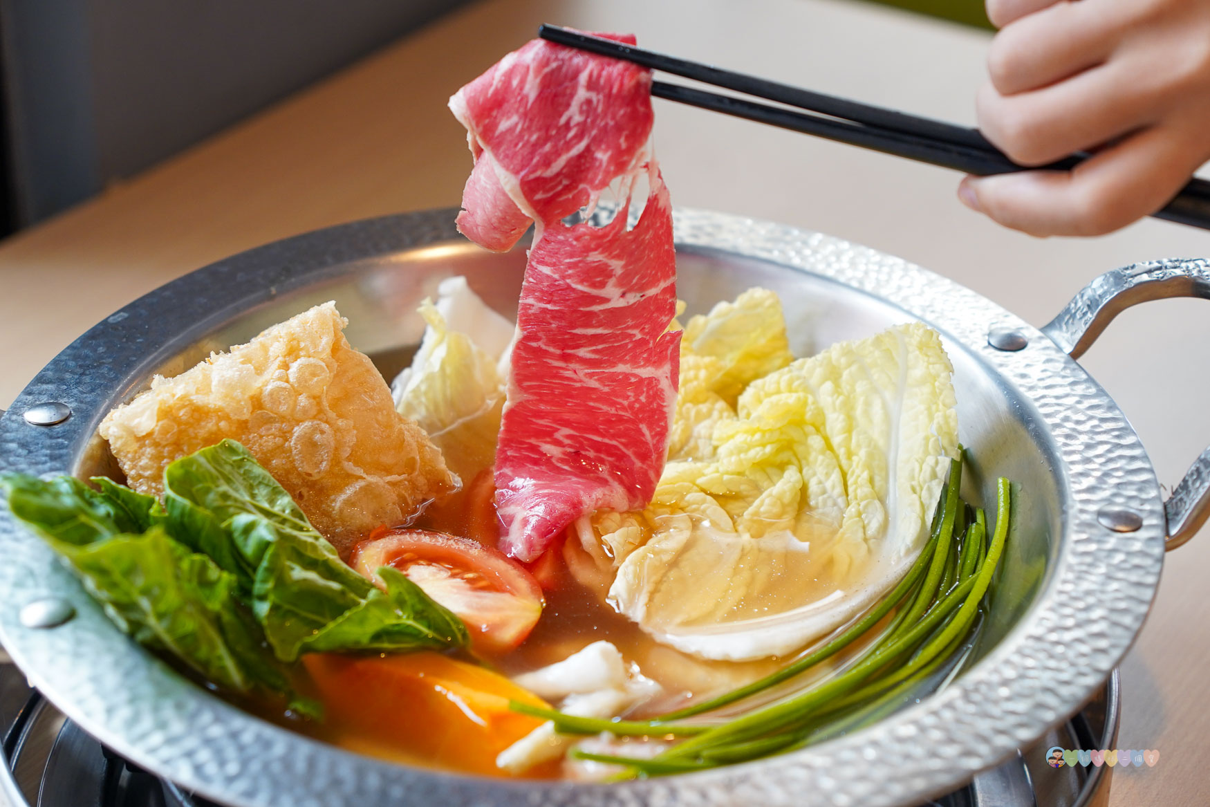 新北|蒙古勾勾》火鍋吃到飽!百種食材自助吧+豪華海鮮拼盤,無油麻辣火鍋,道地蒙古湯頭,三峽聚餐首選! - 第71張圖