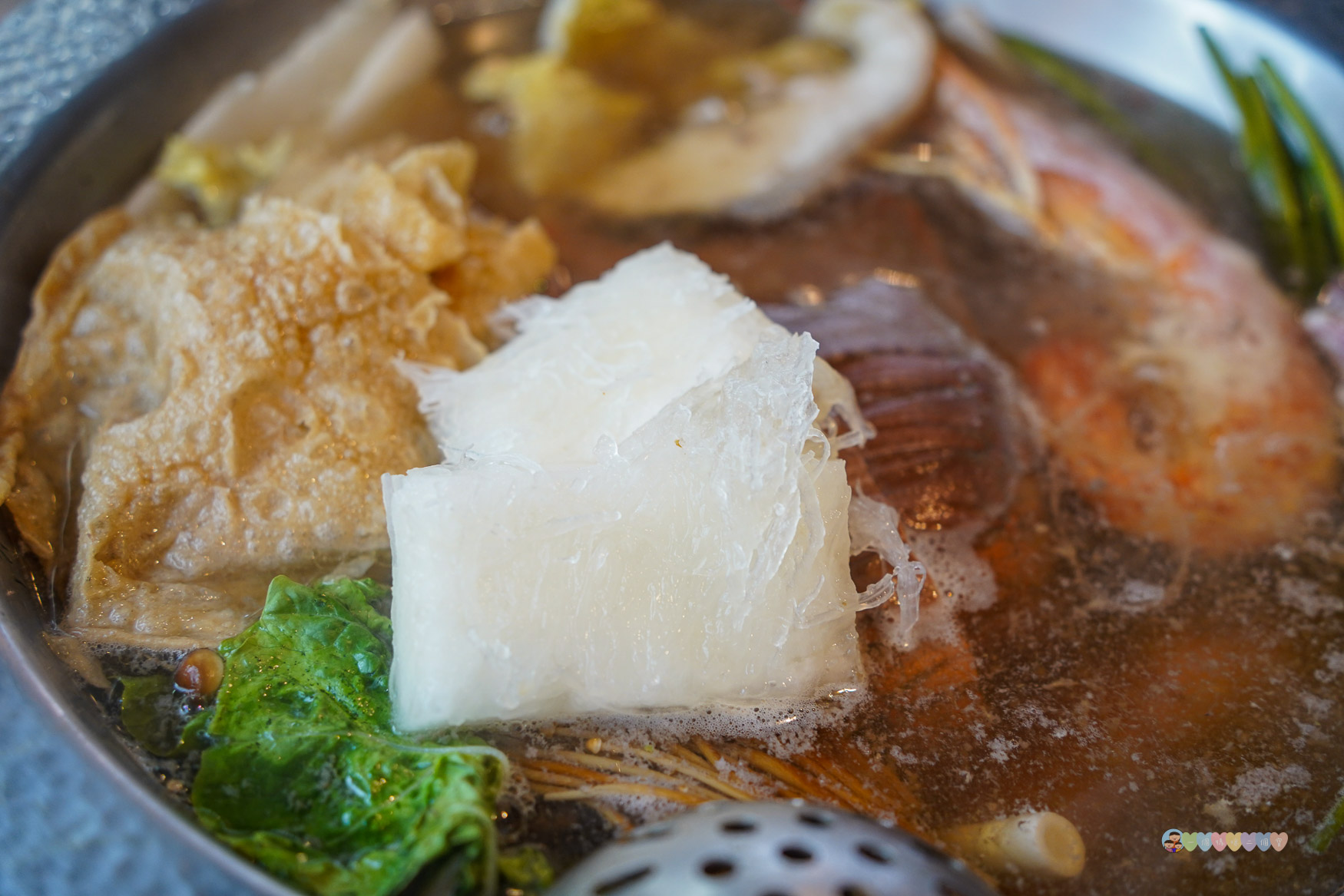 新北|蒙古勾勾》火鍋吃到飽!百種食材自助吧+豪華海鮮拼盤,無油麻辣火鍋,道地蒙古湯頭,三峽聚餐首選! - 第67張圖