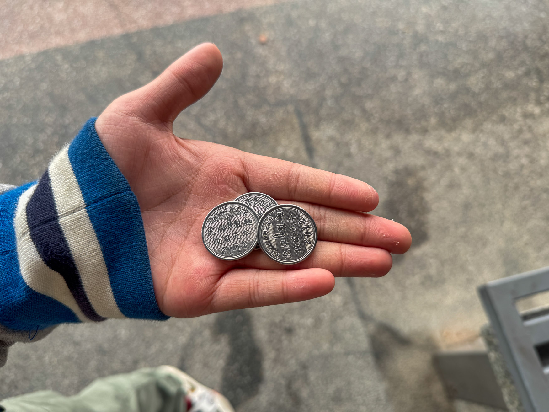 宜蘭|虎牌米粉觀光工廠》復古懷舊造景美拍 炒米粉吃到飽 巨大老虎巴士 - 第3張圖