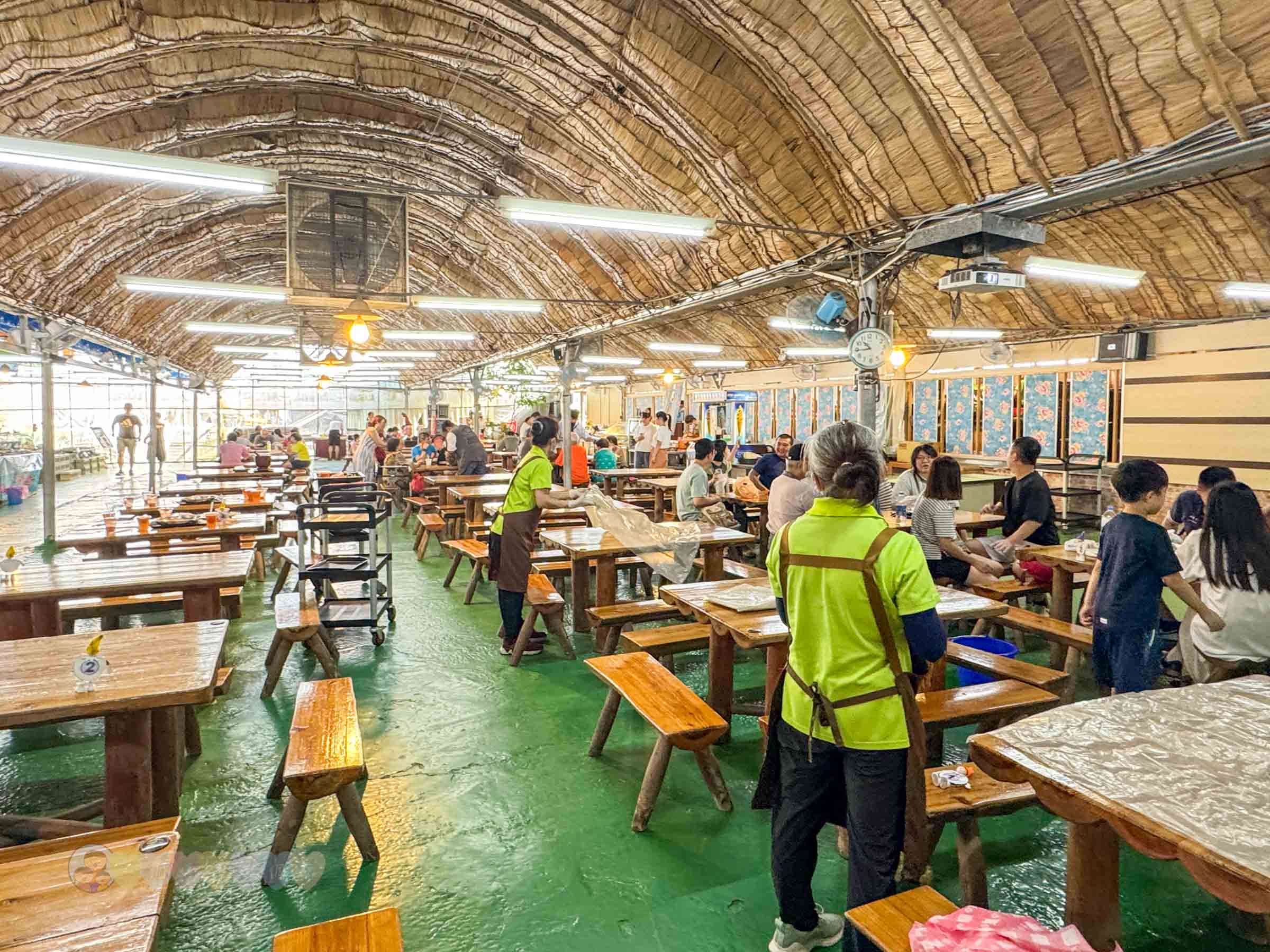 新竹|金勇番茄農場》免門票景點,世界各國番茄聯合國,採番茄,搗麻糬、diy體驗。 - 第27張圖