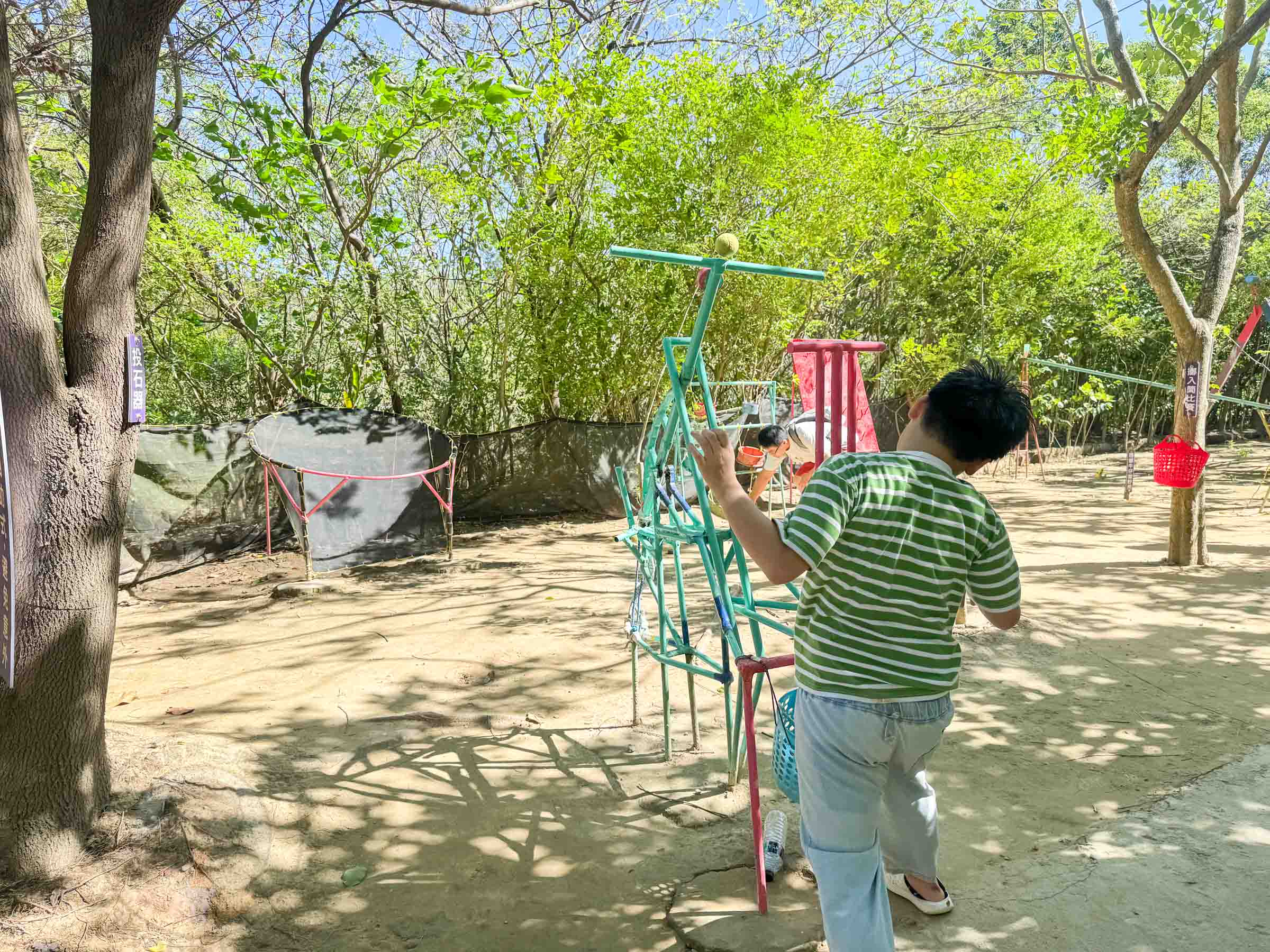 桃園|野趣森林》2025桃園親子景點!不插電迪士尼遊樂園,水陸空400項遊具一路暢玩,HIGH玩一整天。 - 第19張圖