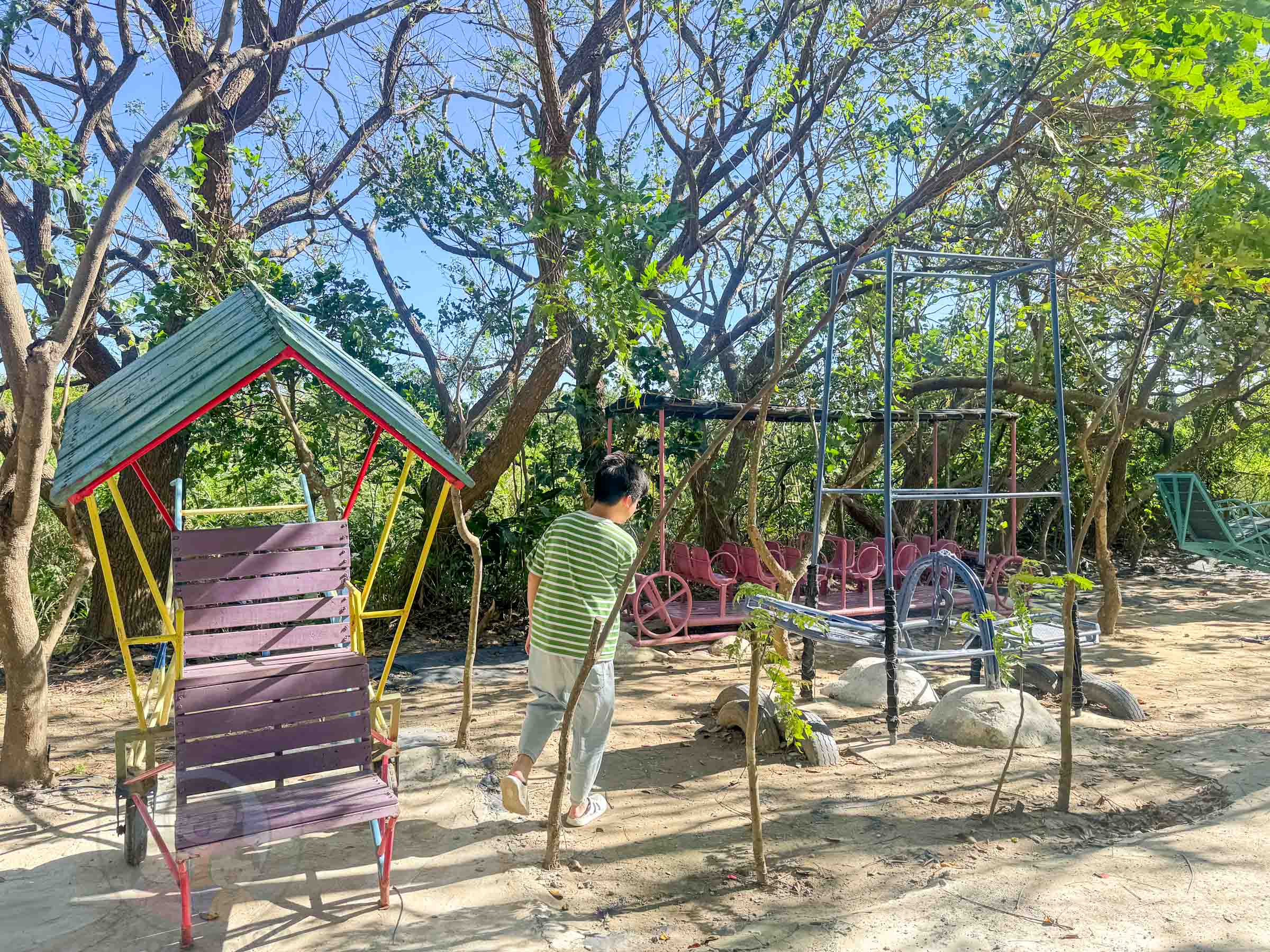 桃園|野趣森林》2025桃園親子景點!不插電迪士尼遊樂園,水陸空400項遊具一路暢玩,HIGH玩一整天。 - 第14張圖