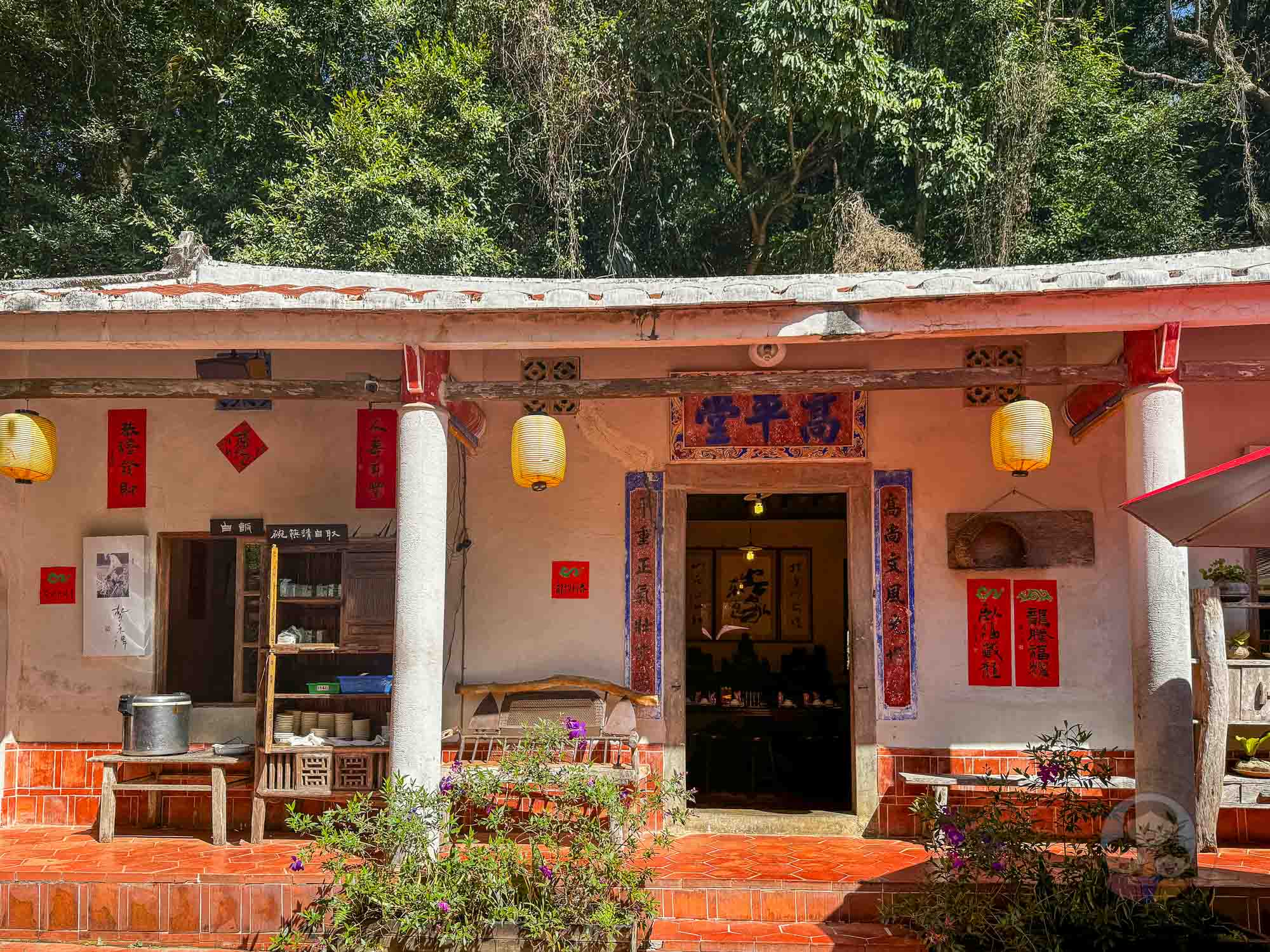 新竹｜綠世界生態農場 2025門票》亞洲最大的亞熱帶雨林生態園區、六大主題公園、草尼馬、可愛動物、落羽松夢幻步道。