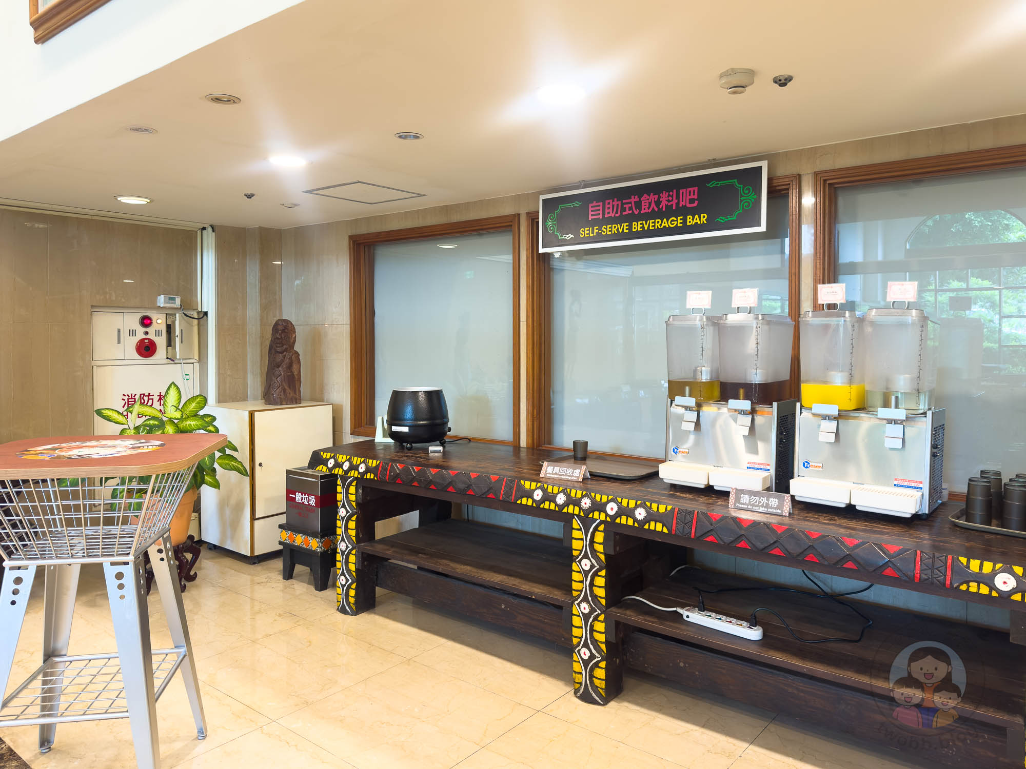 屏東｜墾丁福華渡假飯店》墾丁泳池飯店，直通小灣沙灘，梅花鹿親密互動。