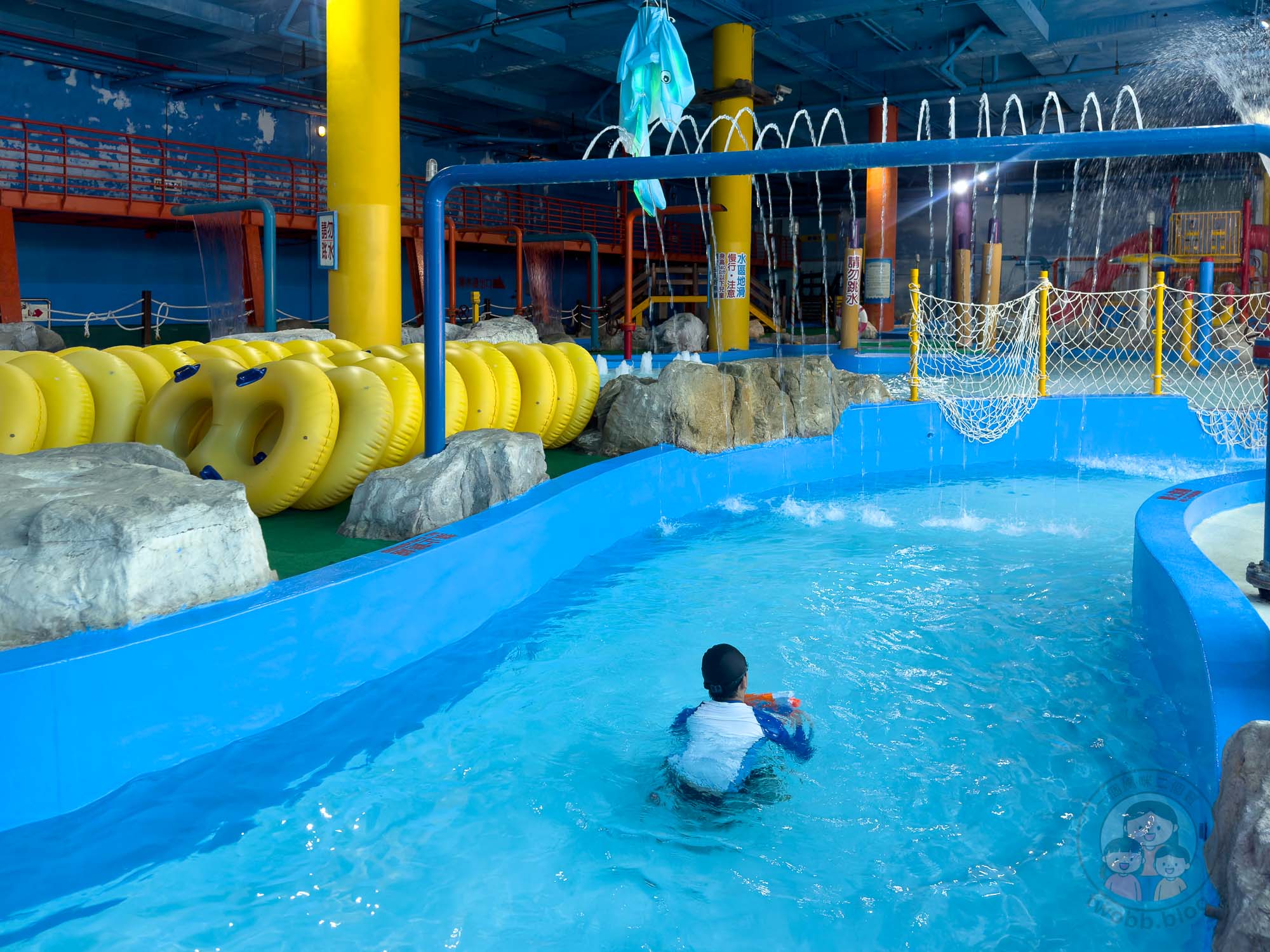 屏東｜墾丁福華渡假飯店》墾丁泳池飯店，直通小灣沙灘，梅花鹿親密互動。