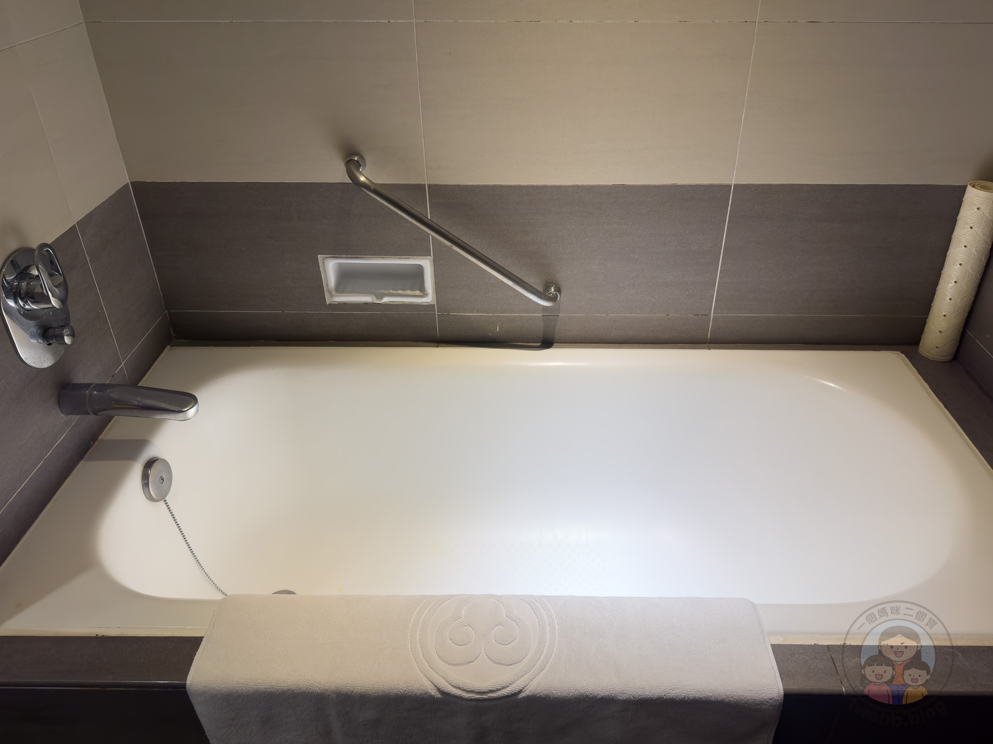 屏東｜墾丁福華渡假飯店》墾丁泳池飯店，直通小灣沙灘，梅花鹿親密互動。